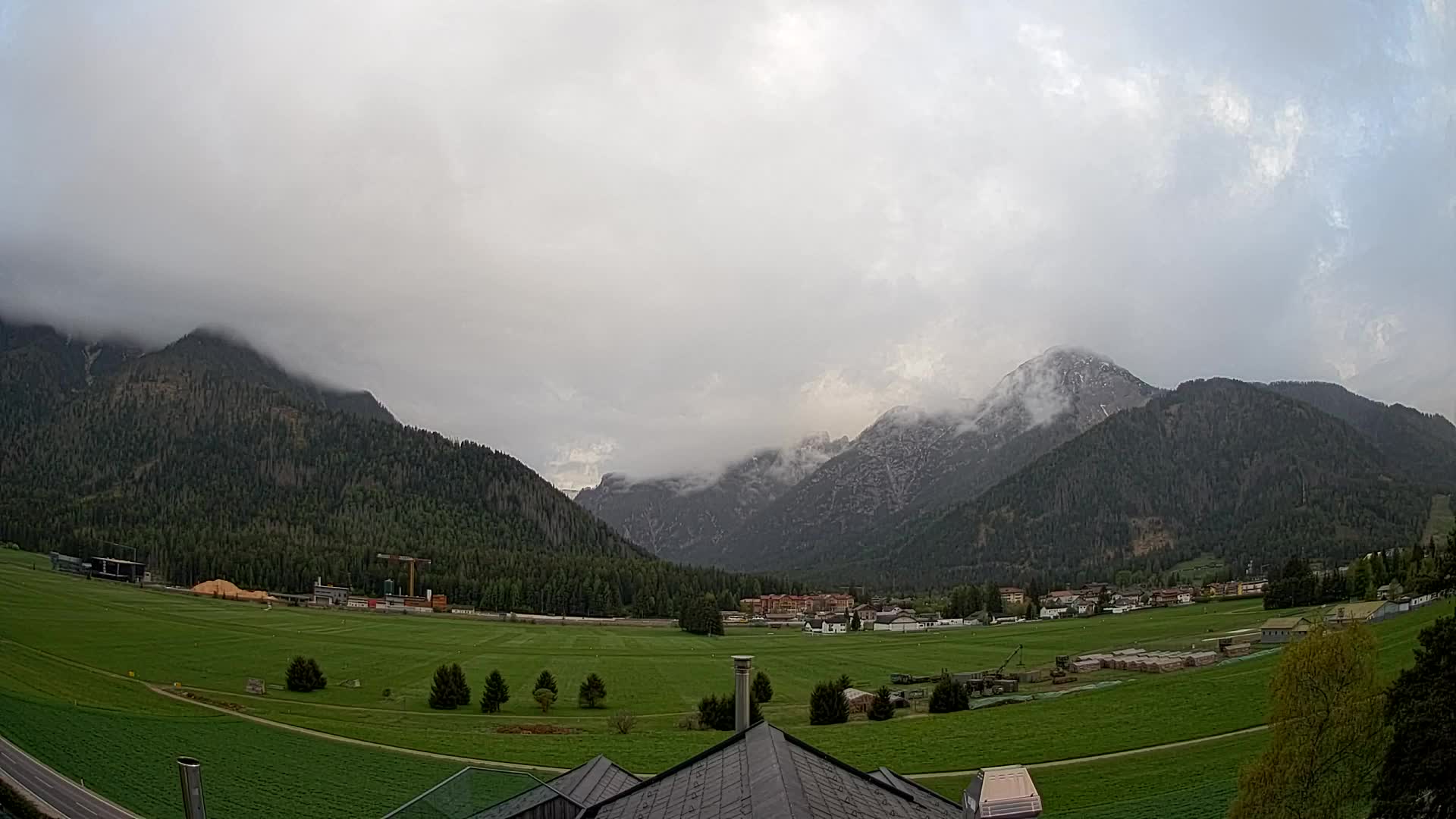 Webcam Toblach Dolomites – View from Hotel Rosengarten