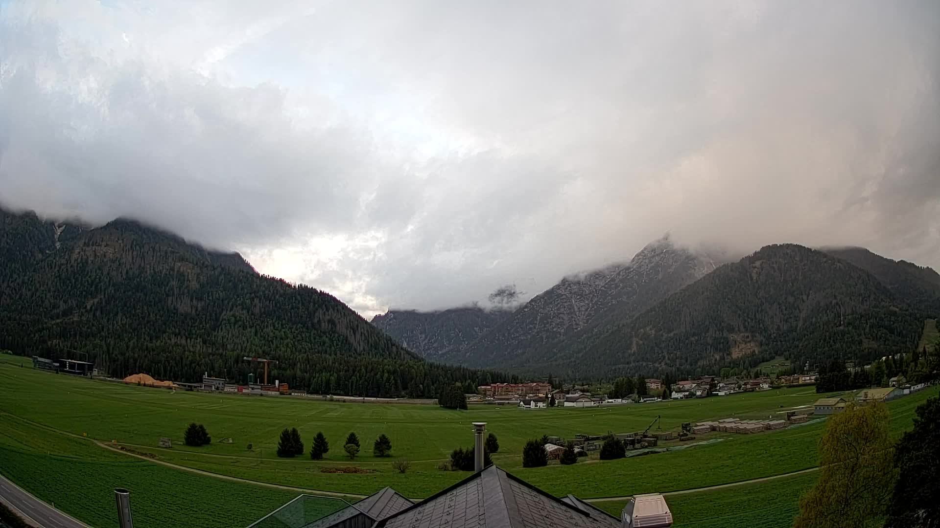 Webcam Dobbiaco Dolomiti – Vista dall’Hotel Rosengarten