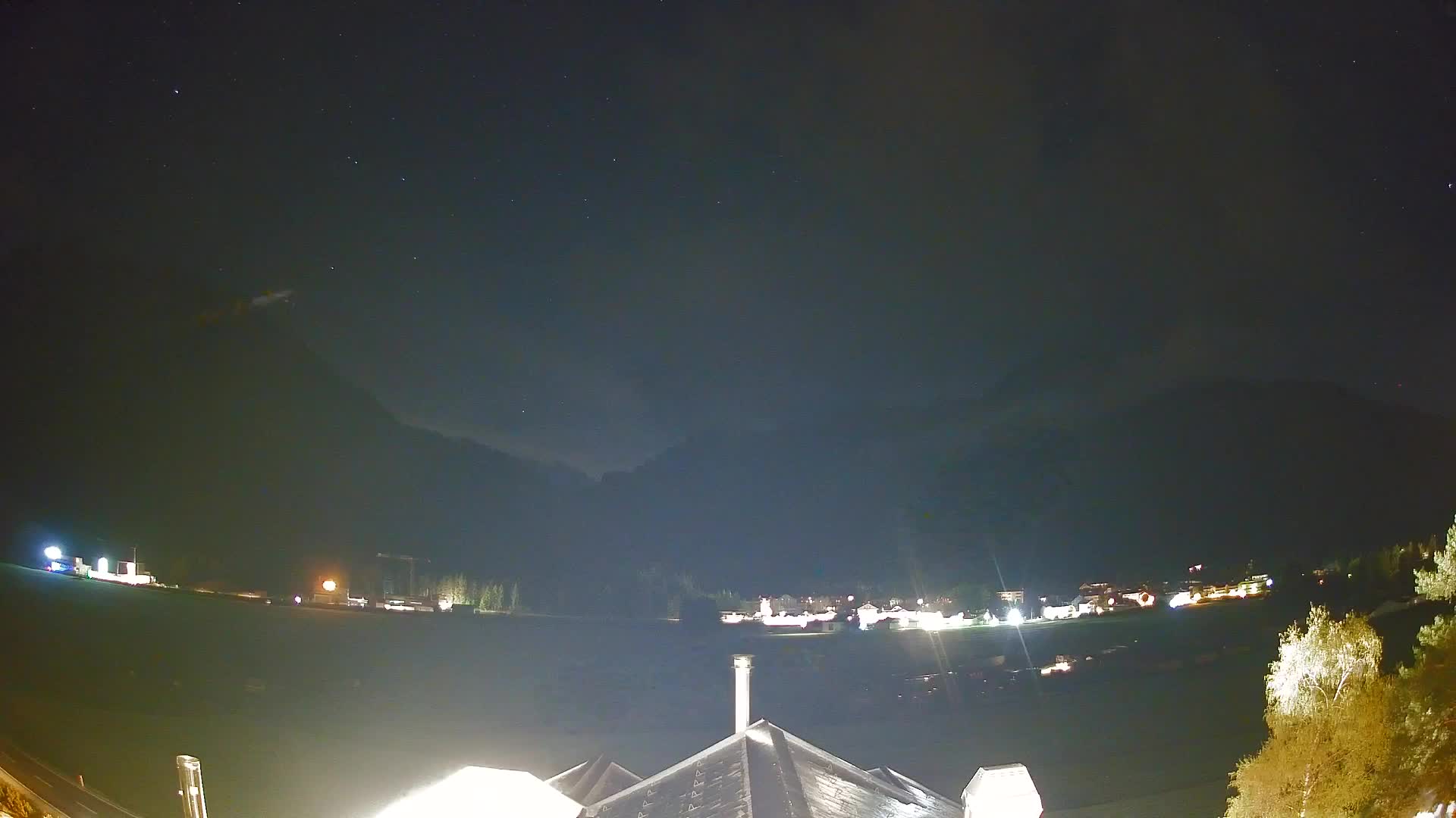 Web kamera Toblach Dolomiti – Pogled s Hotela Rosengarten