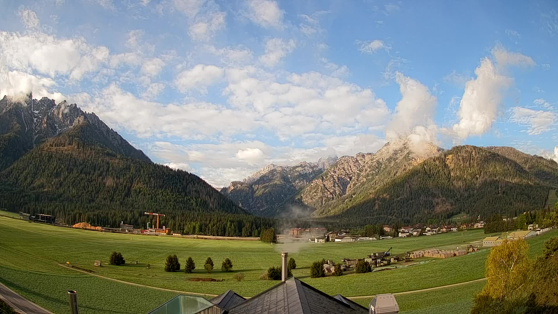 Webcam Toblach Dolomites – View from Hotel Rosengarten