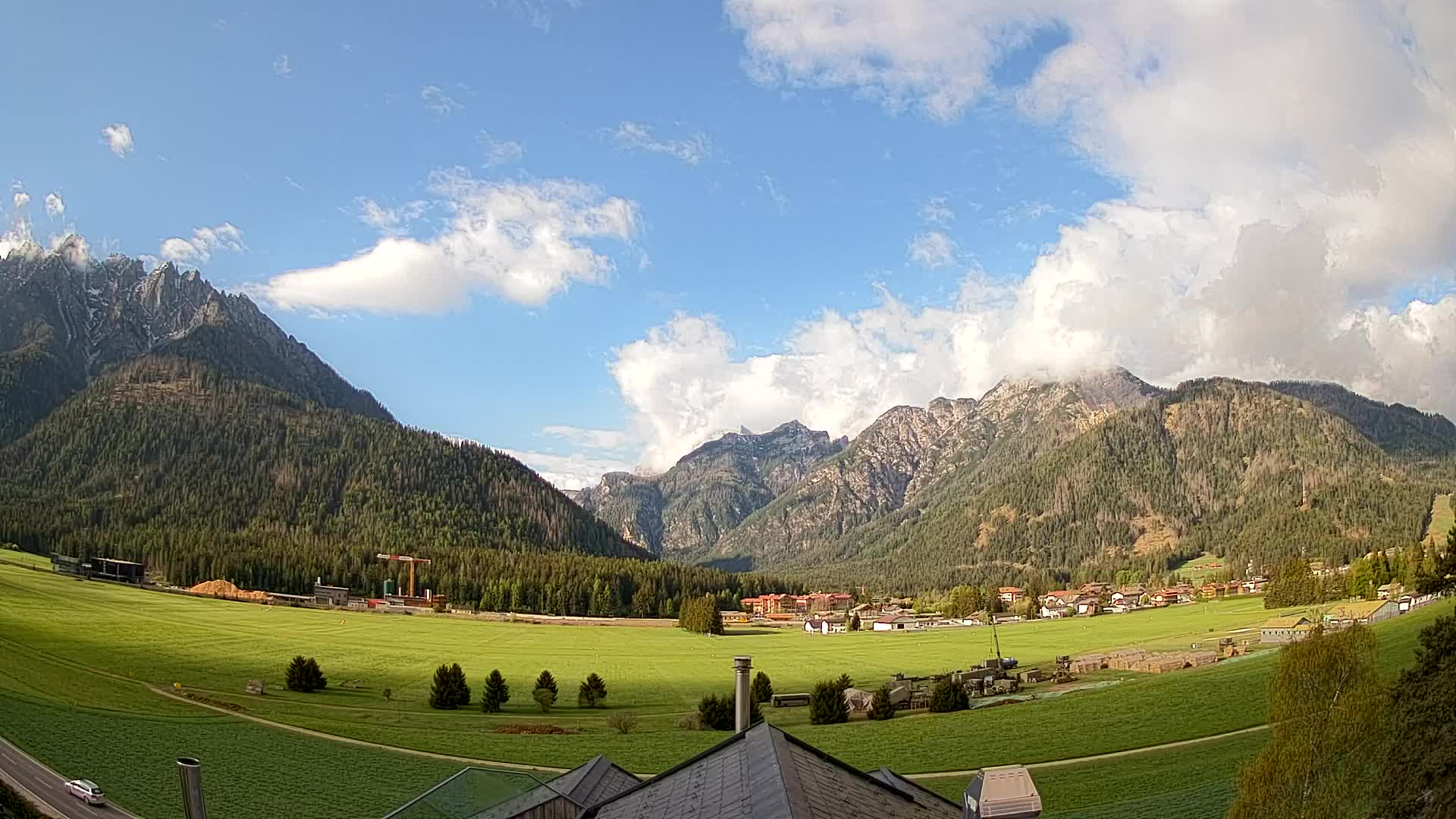 Webcam Toblach Dolomites – View from Hotel Rosengarten