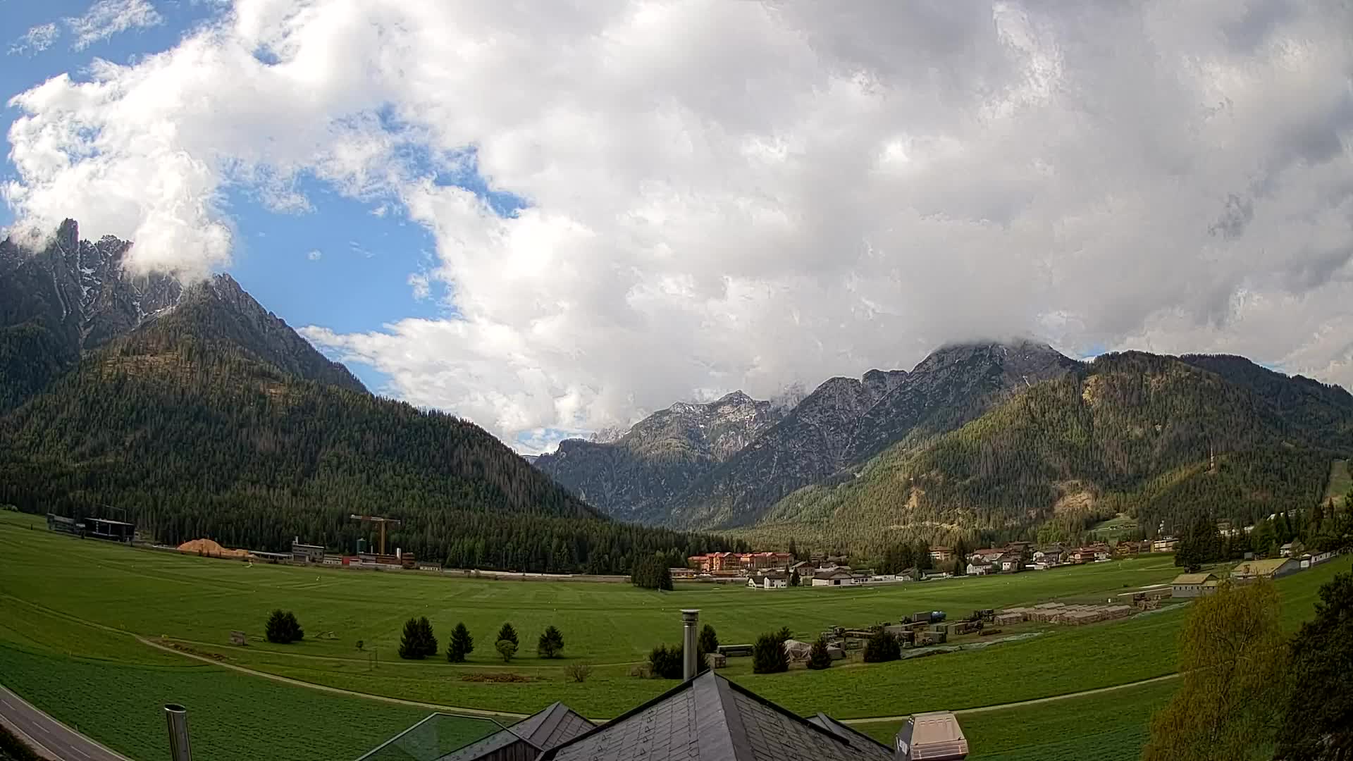 Webcam Dobbiaco Dolomiti – Vista dall’Hotel Rosengarten