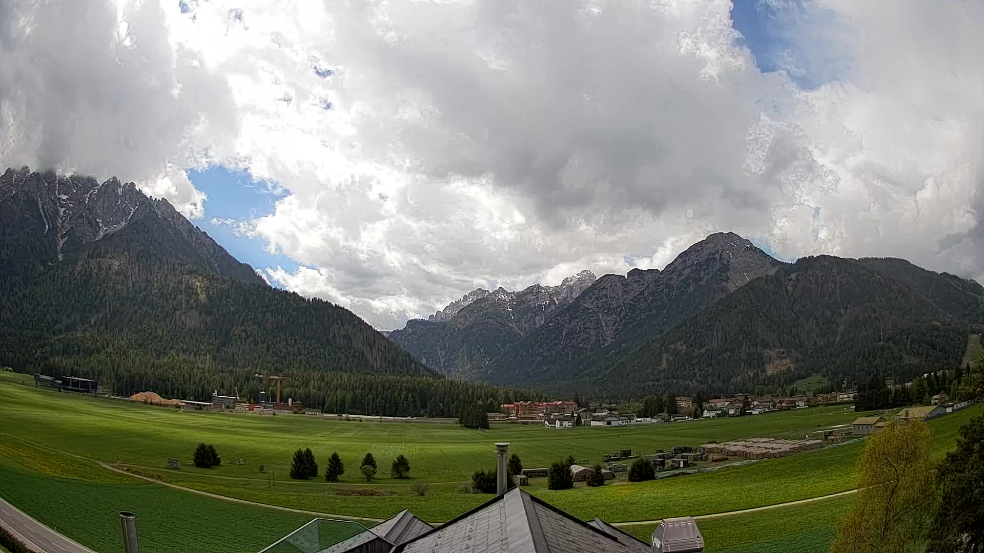 Webcam Dobbiaco Dolomiti – Vista dall’Hotel Rosengarten