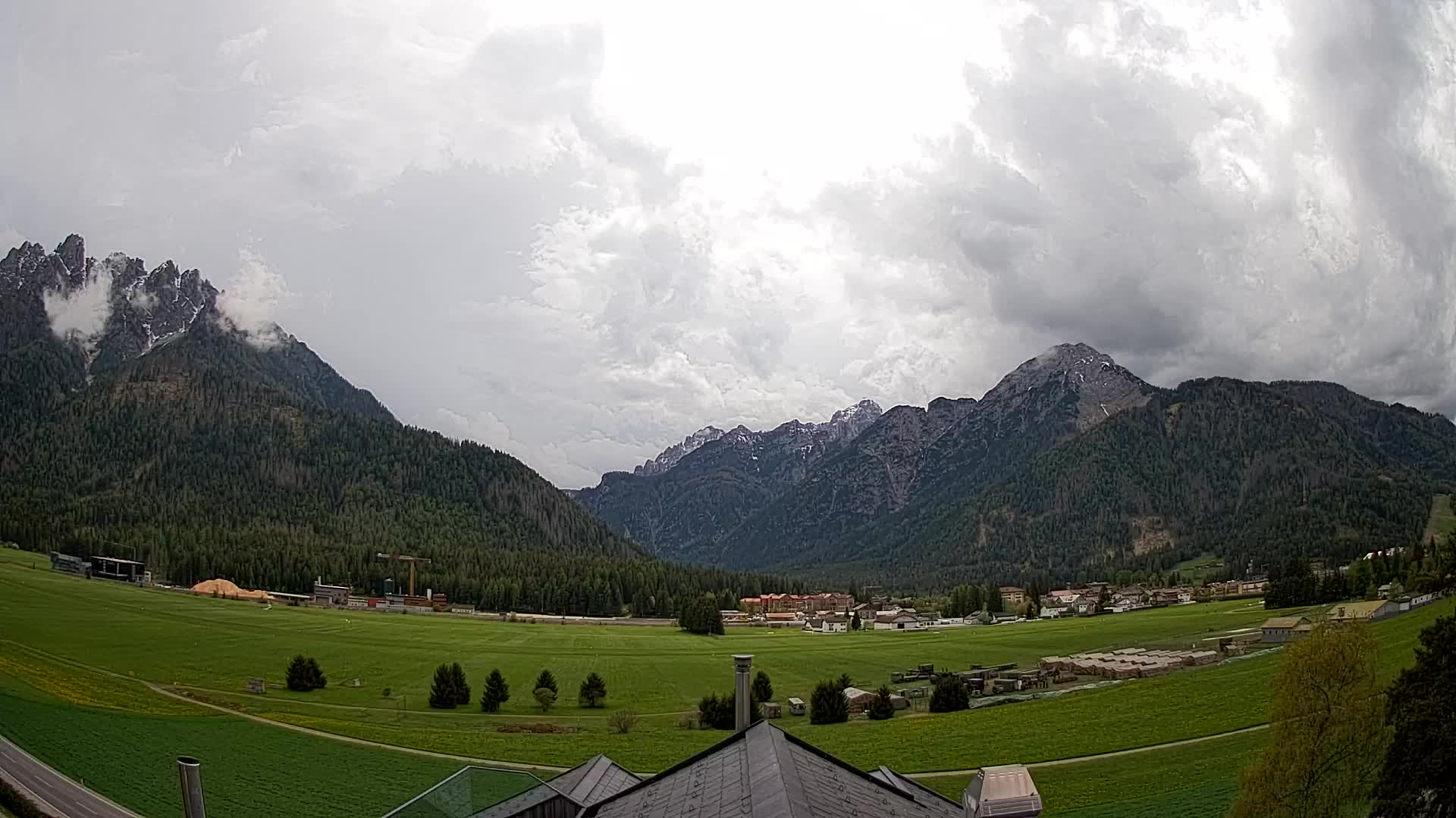 Webcam Dobbiaco Dolomiti – Vista dall’Hotel Rosengarten