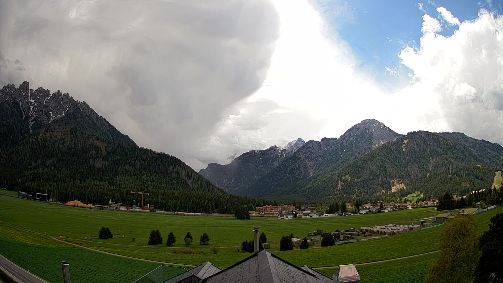 Webcam Dobbiaco Dolomiti – Vista dall’Hotel Rosengarten