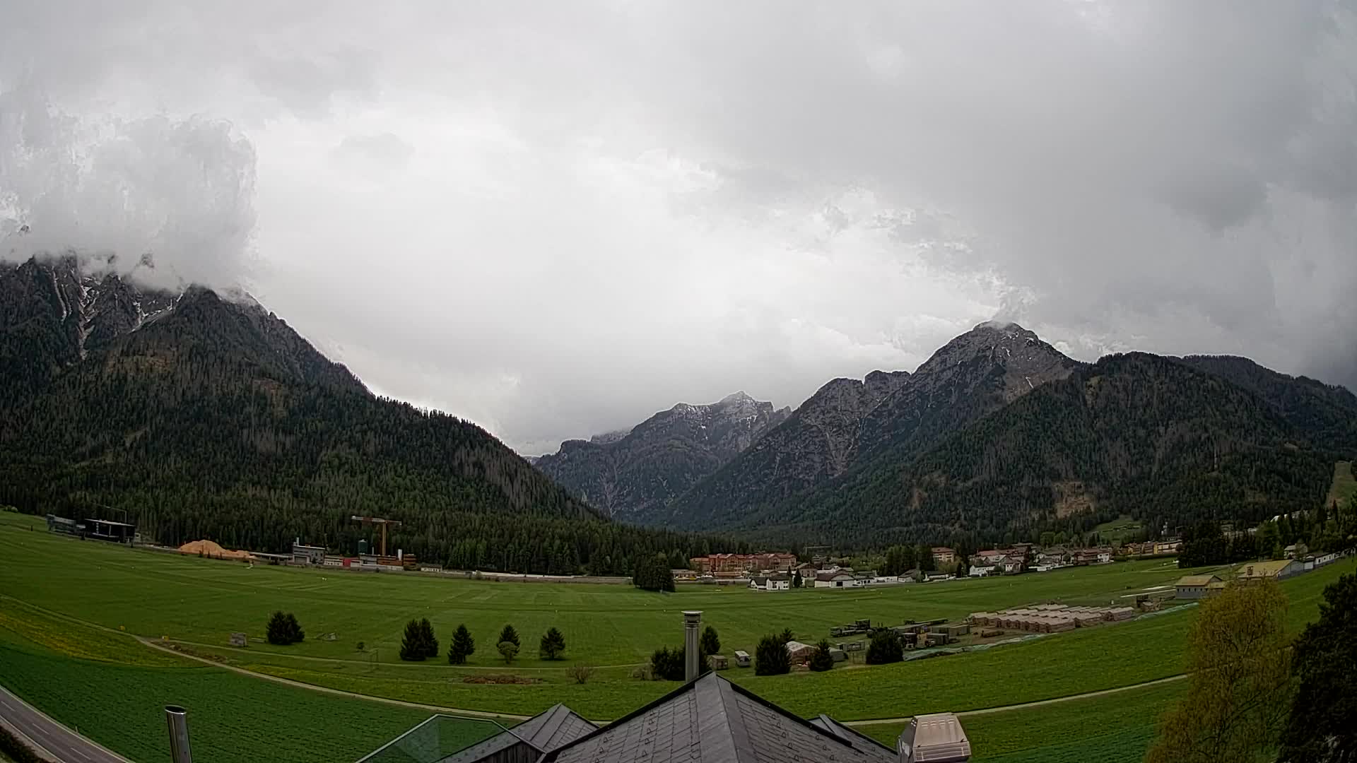 Webcam Toblach Dolomites – View from Hotel Rosengarten