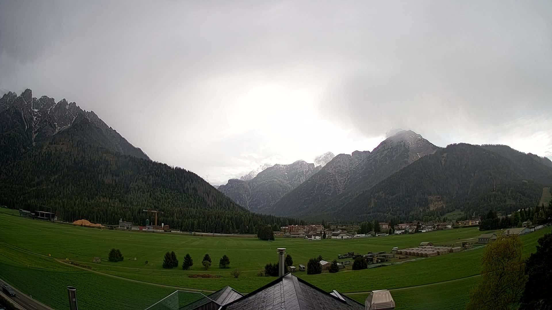 Webcam Toblach Dolomites – View from Hotel Rosengarten