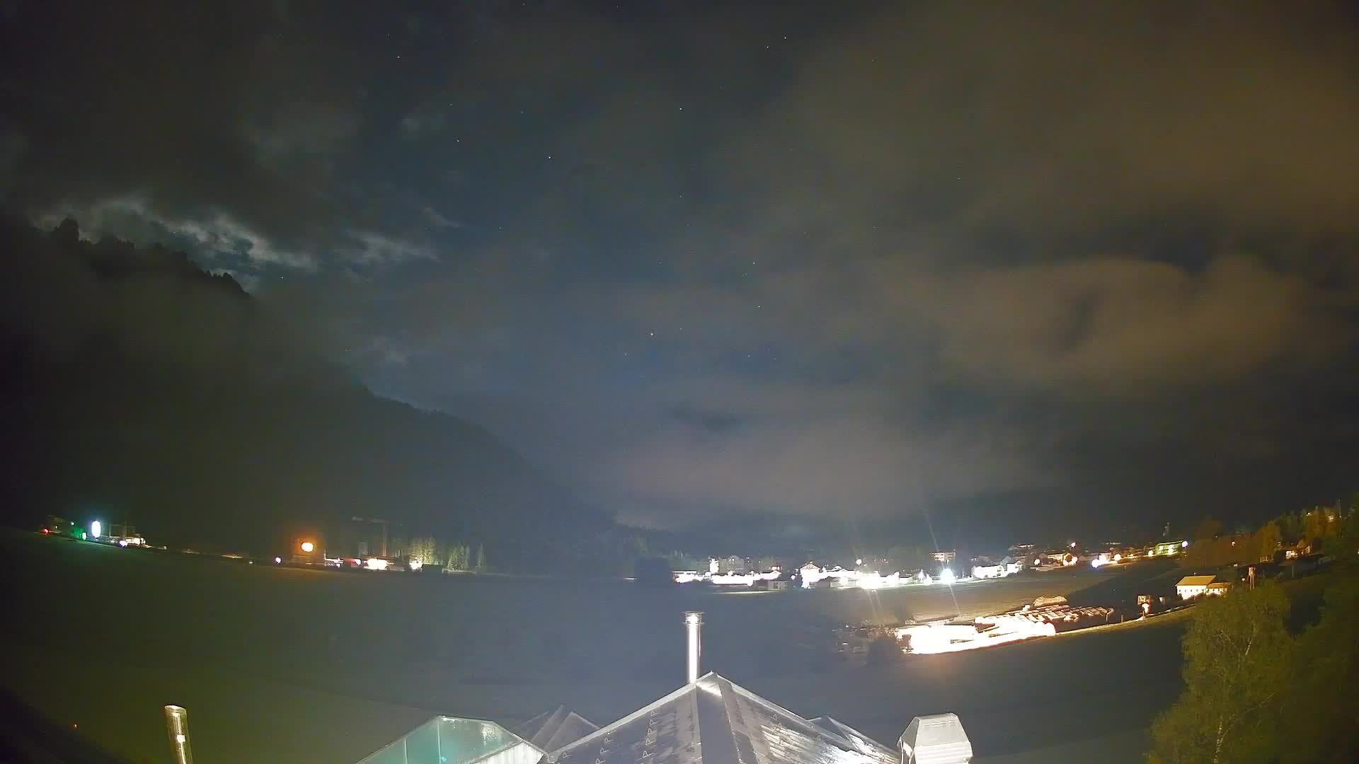 Web kamera Toblach Dolomiti – Pogled s Hotela Rosengarten