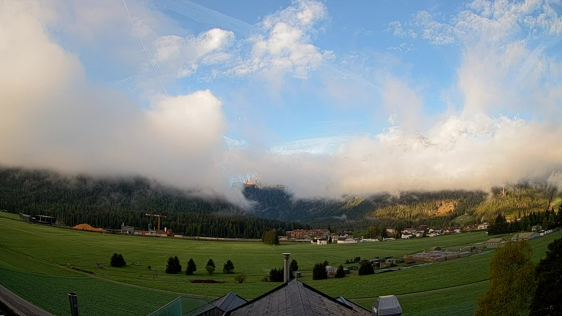 Webcam Toblach Dolomites – View from Hotel Rosengarten