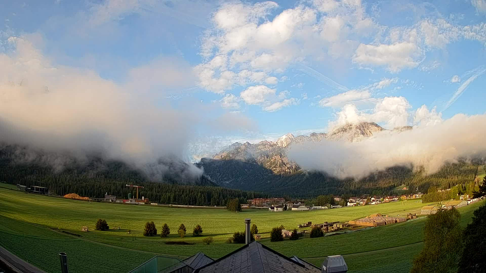 Webcam Dobbiaco Dolomiti – Vista dall’Hotel Rosengarten