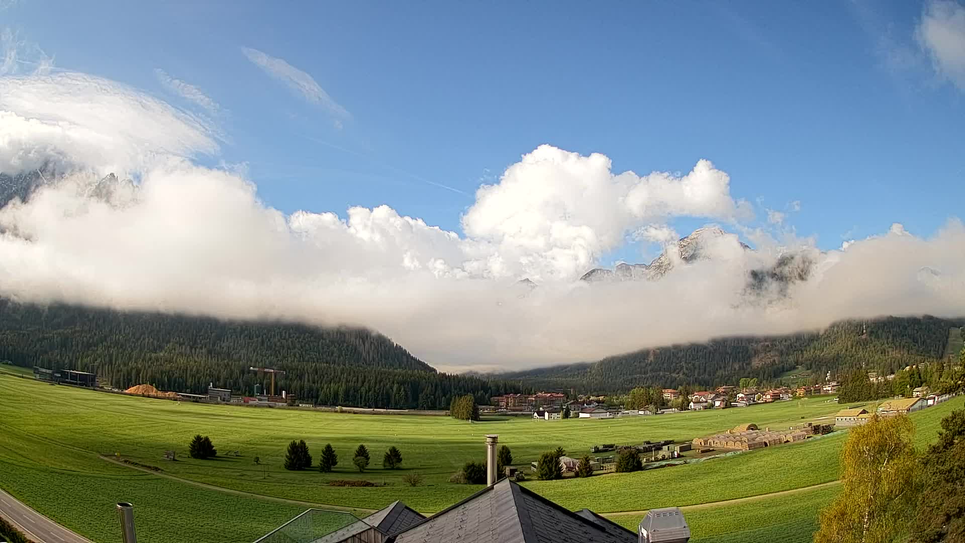 Webcam Toblach Dolomites – View from Hotel Rosengarten
