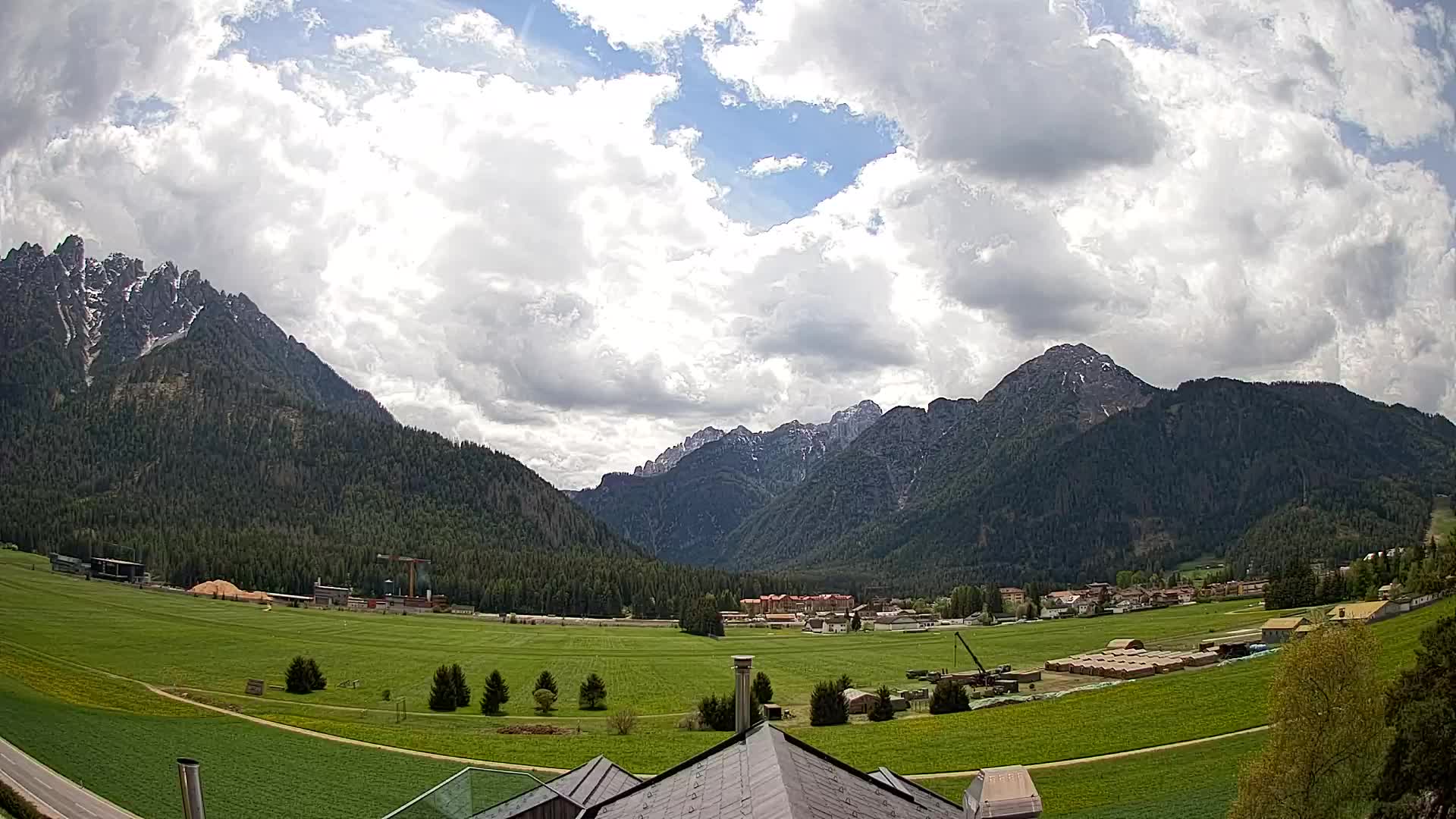 Webcam Dobbiaco Dolomiti – Vista dall’Hotel Rosengarten