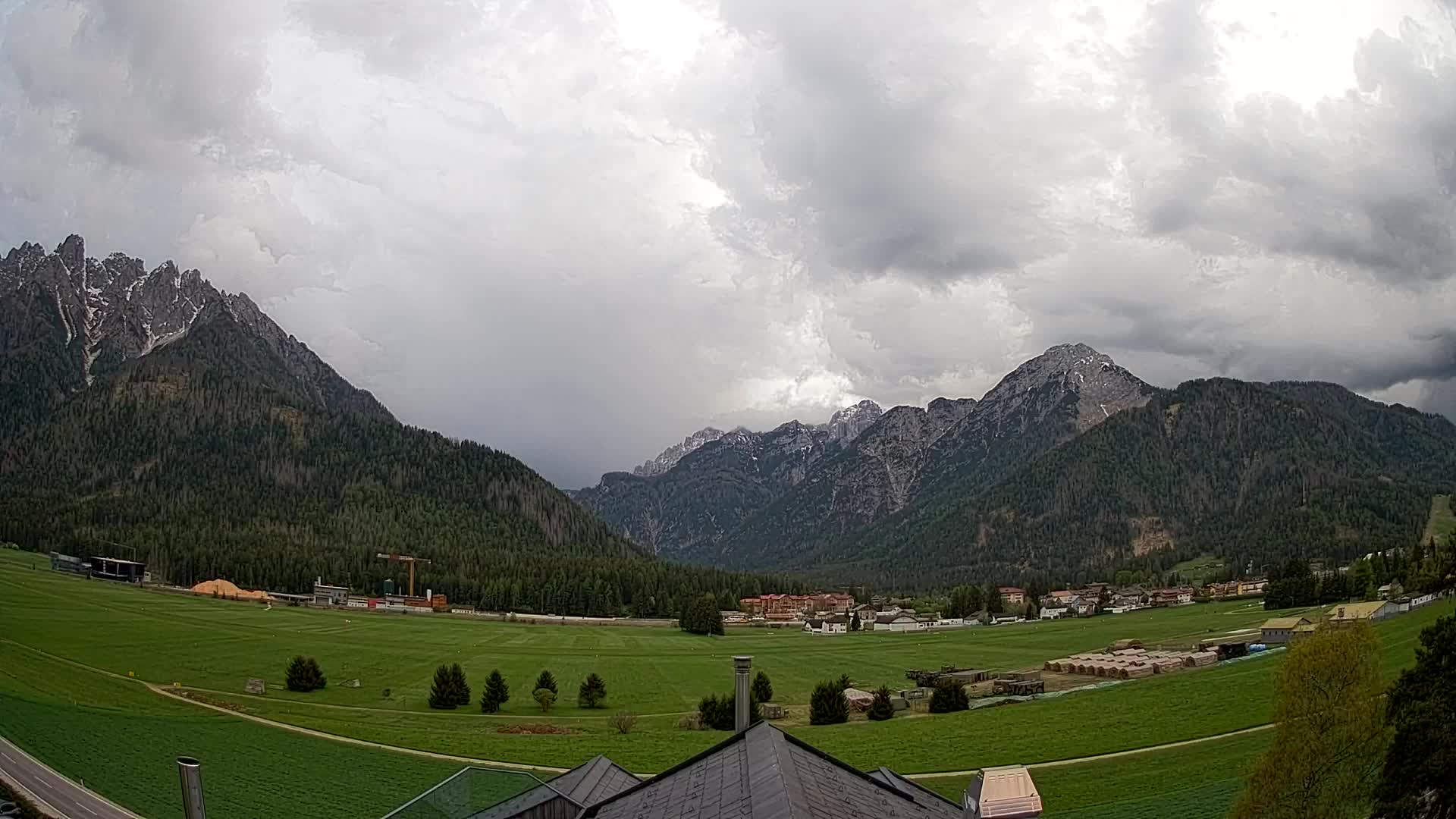 Webcam Dobbiaco Dolomiti – Vista dall’Hotel Rosengarten