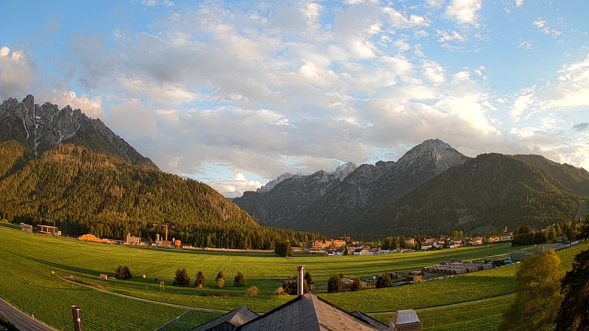 Webcam Dobbiaco Dolomiti – Vista dall’Hotel Rosengarten