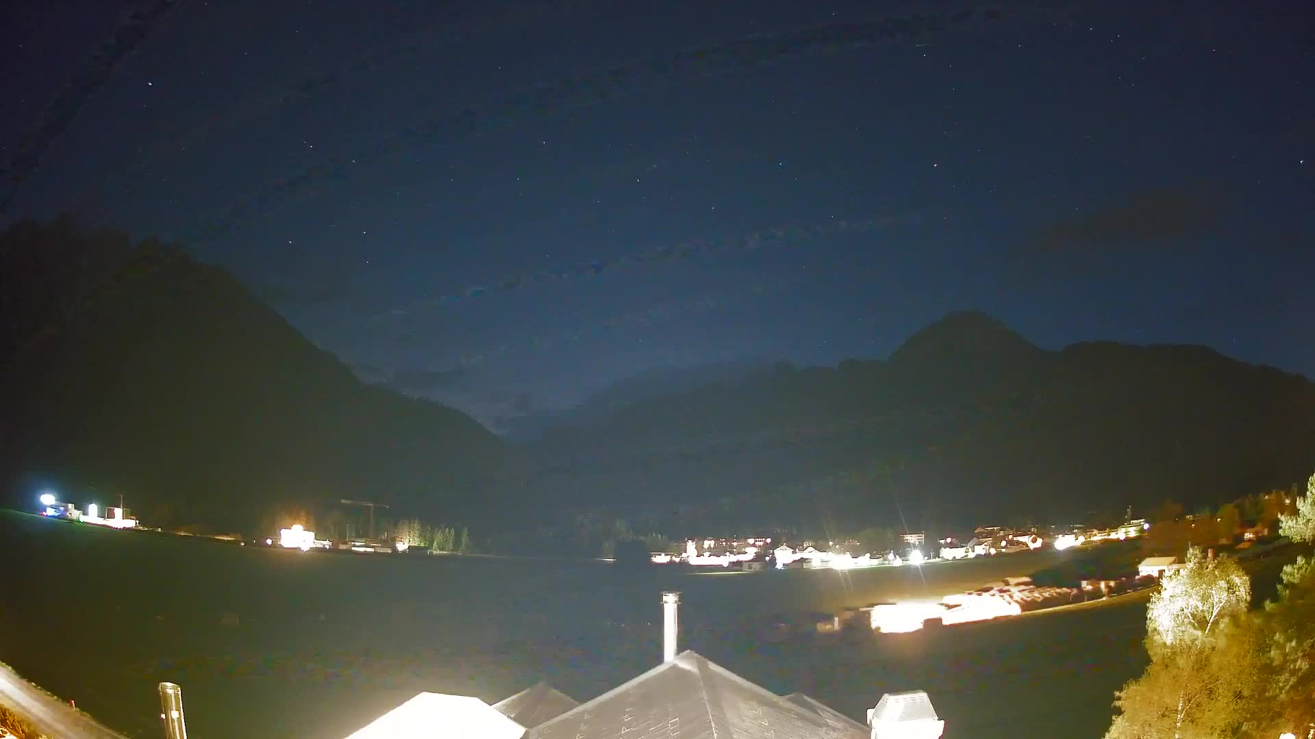 Spletna kamera Toblach Dolomiti – Pogled iz hotela Rosengarten