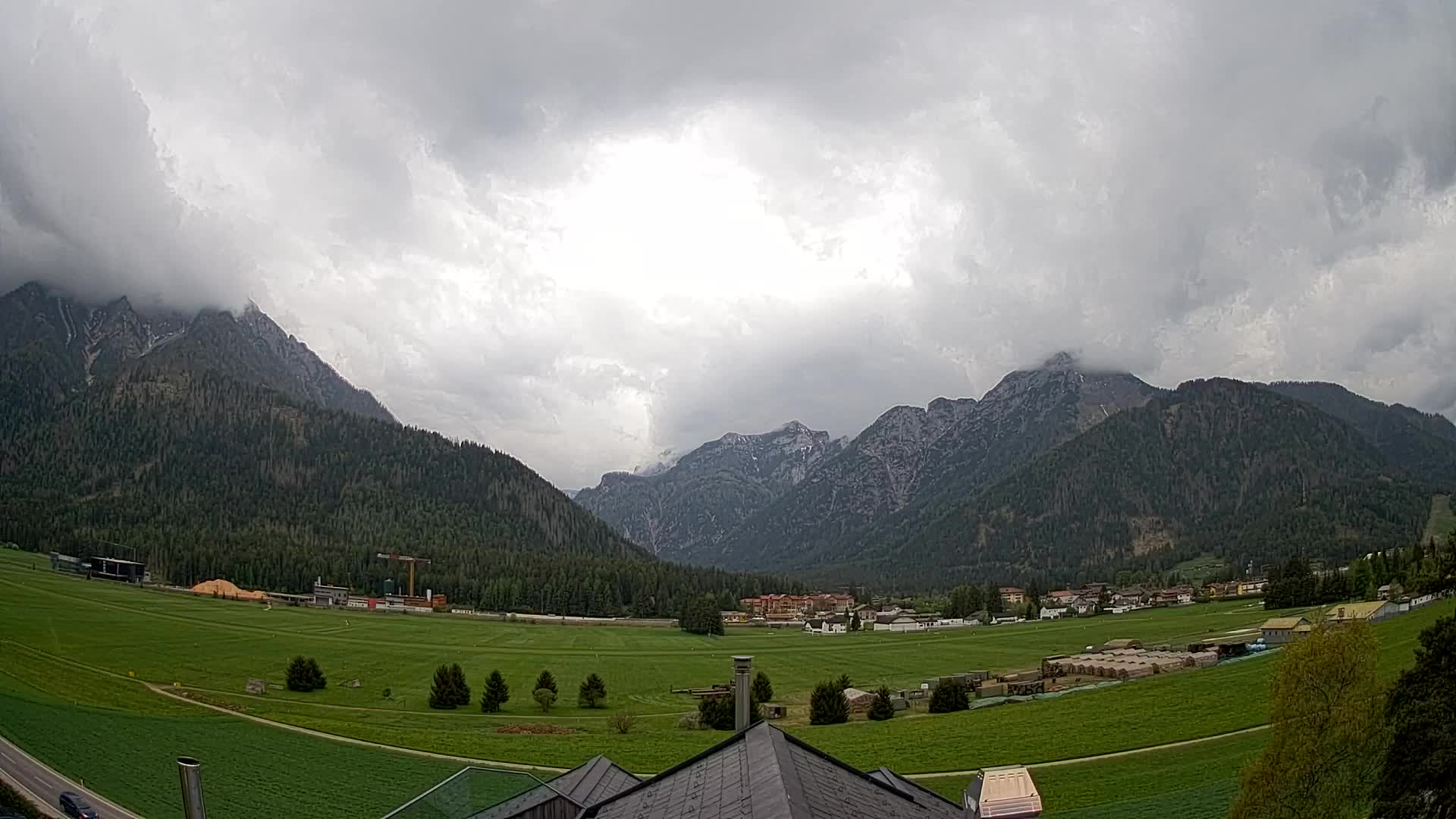 Webcam Toblach Dolomites – View from Hotel Rosengarten