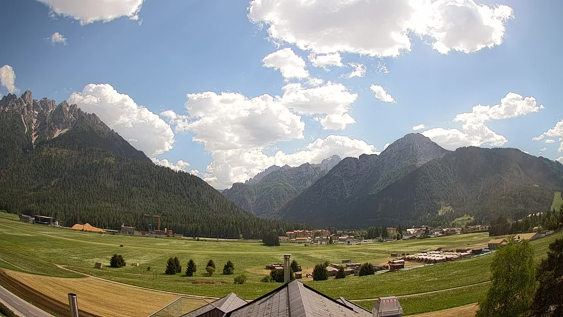 Webcam Dobbiaco Dolomiti – Vista dall’Hotel Rosengarten