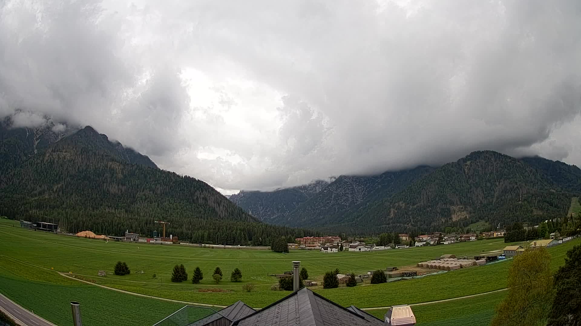 Webcam Toblach Dolomites – View from Hotel Rosengarten