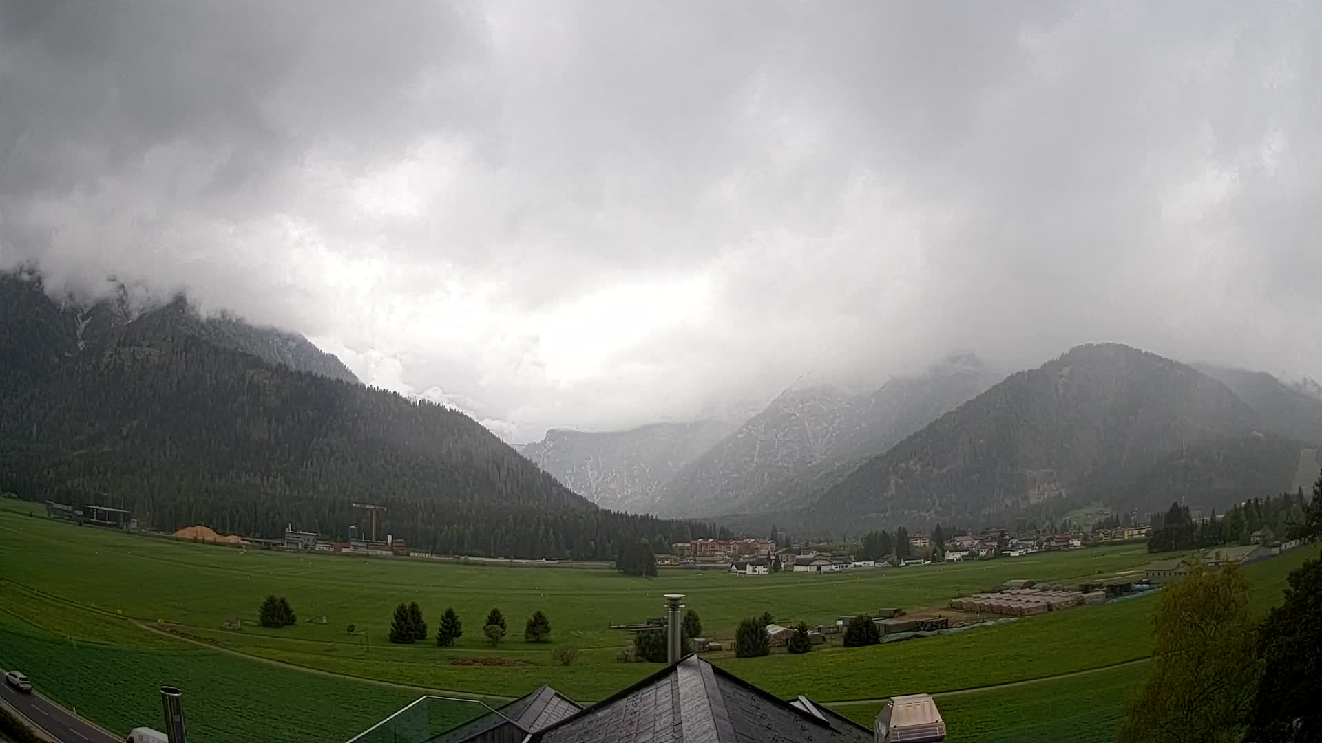 Webcam Toblach Dolomites – View from Hotel Rosengarten