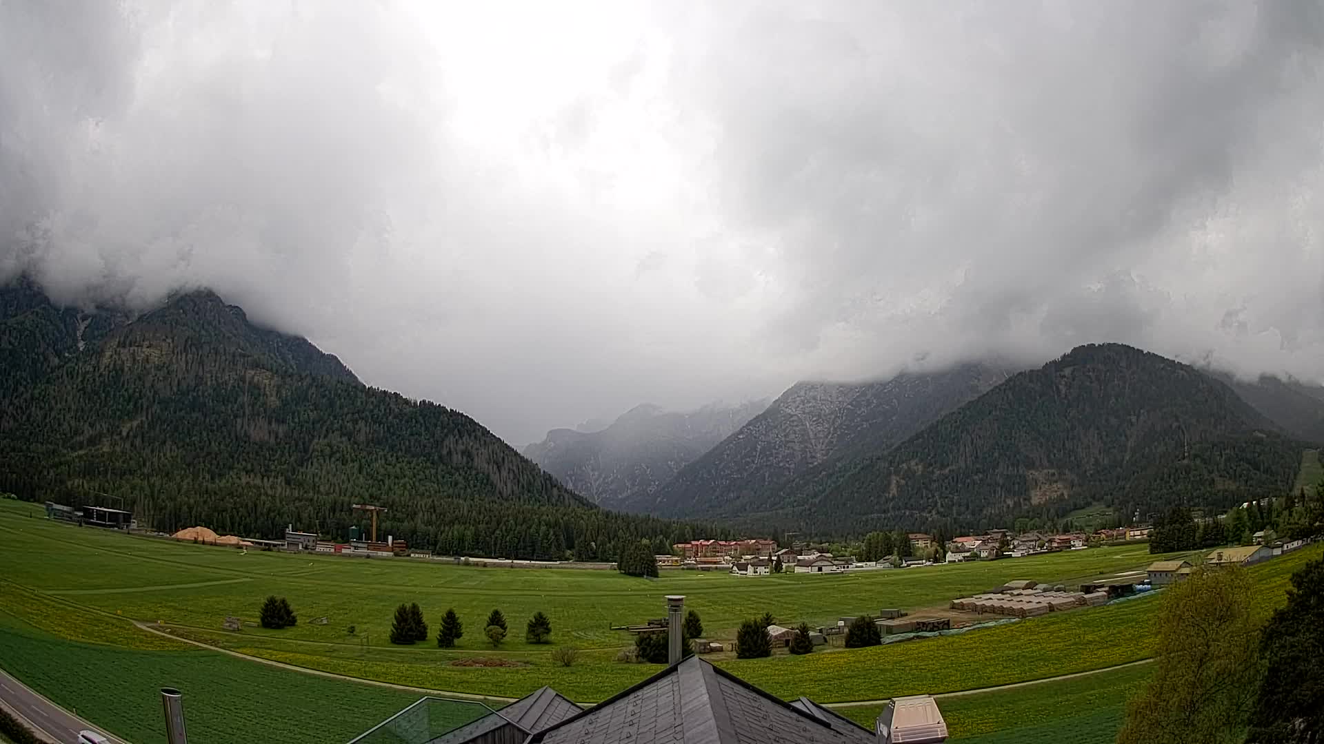 Webcam Toblach Dolomites – View from Hotel Rosengarten