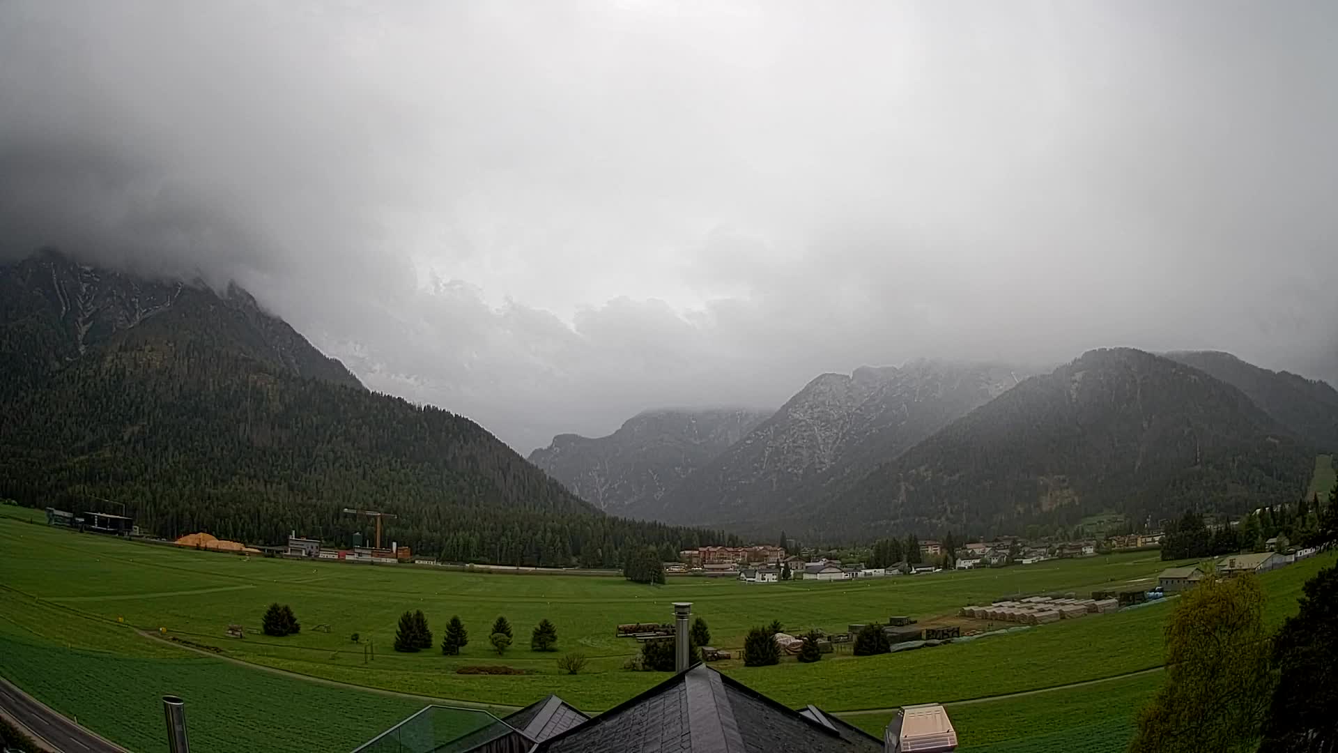 Webcam Toblach Dolomites – View from Hotel Rosengarten