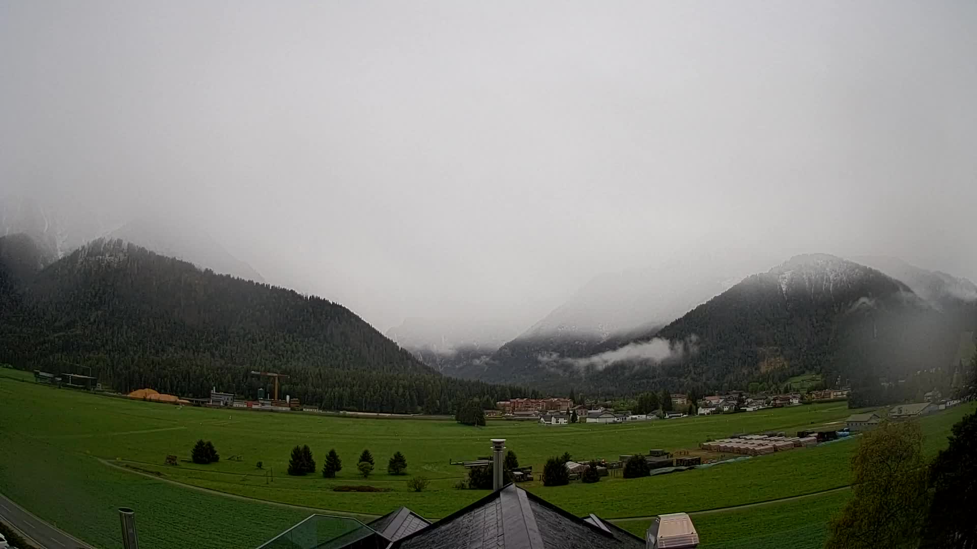 Webcam Toblach Dolomites – View from Hotel Rosengarten
