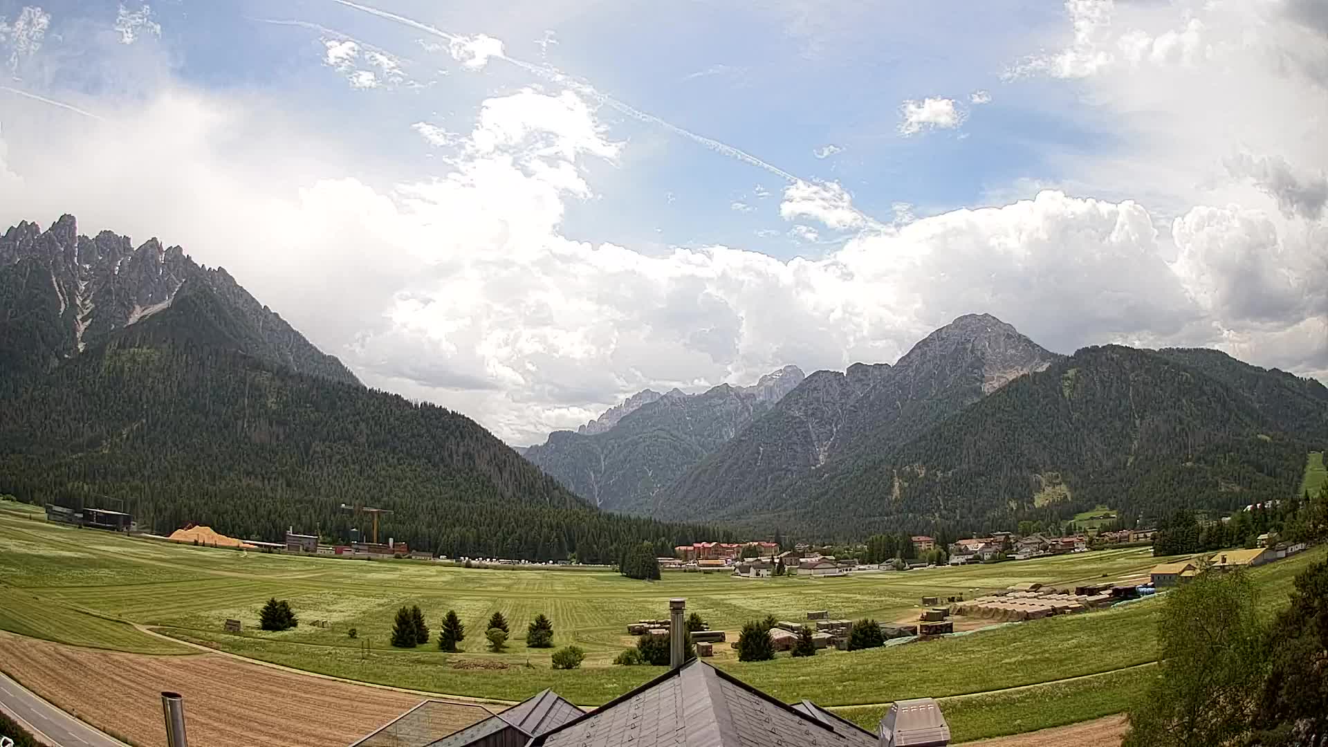 Webcam Toblach Dolomites – View from Hotel Rosengarten