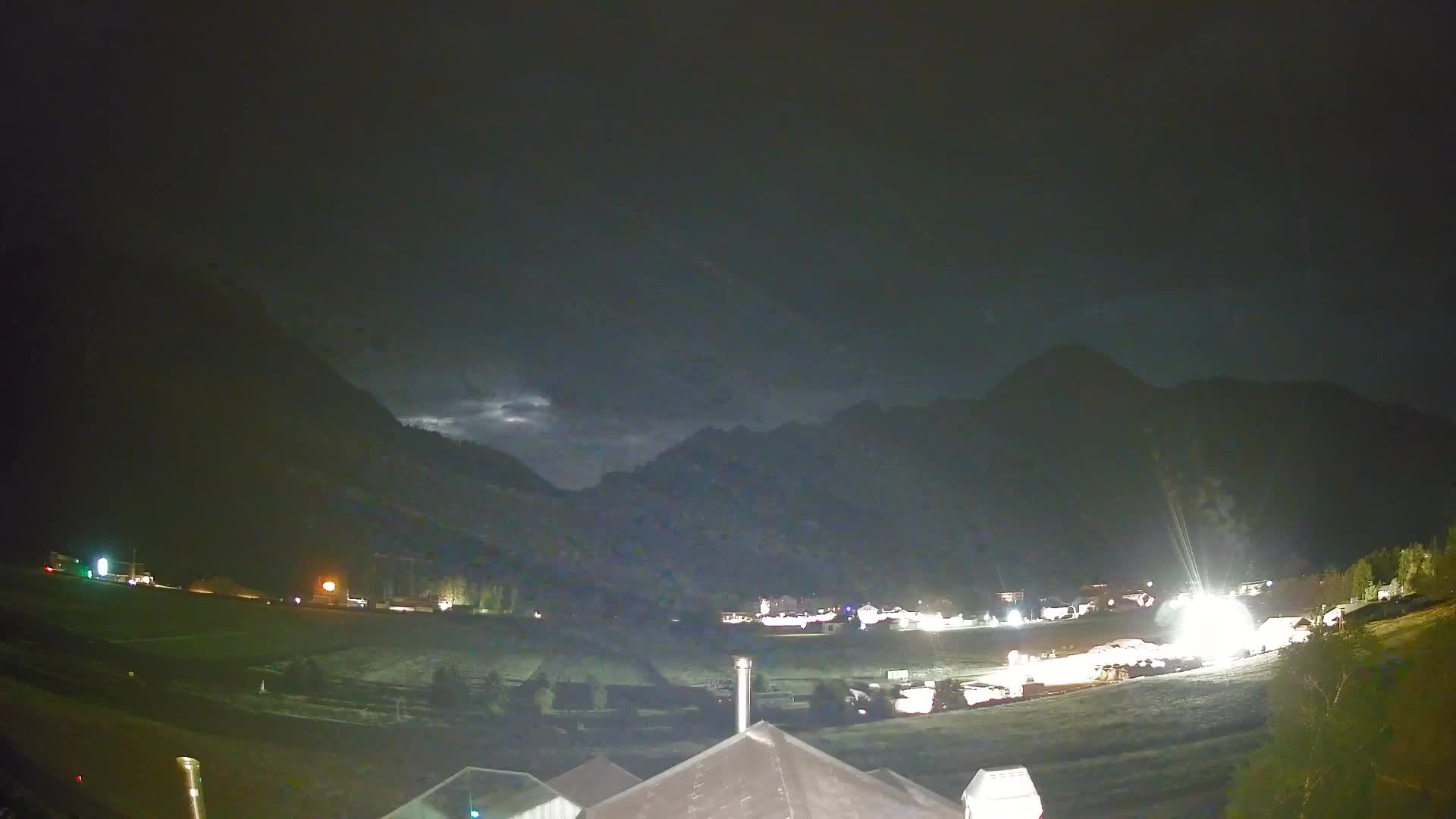 Webcam Toblach Dolomites – View from Hotel Rosengarten