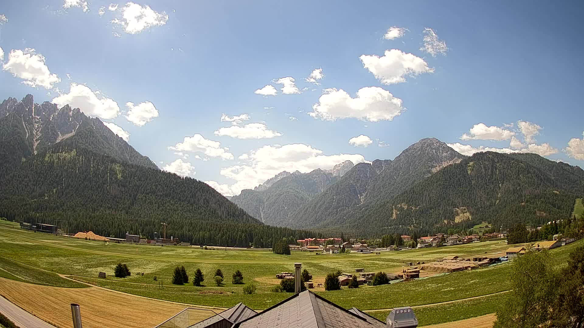 Webcam Dobbiaco Dolomiti – Vista dall’Hotel Rosengarten
