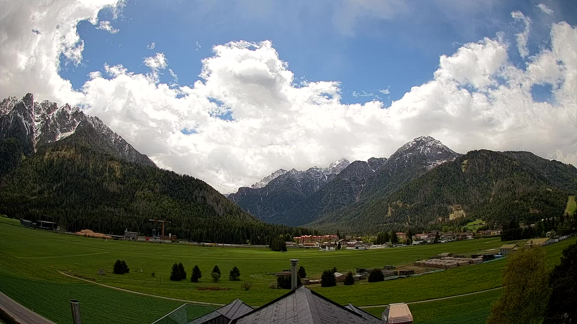 Webcam Dobbiaco Dolomiti – Vista dall’Hotel Rosengarten