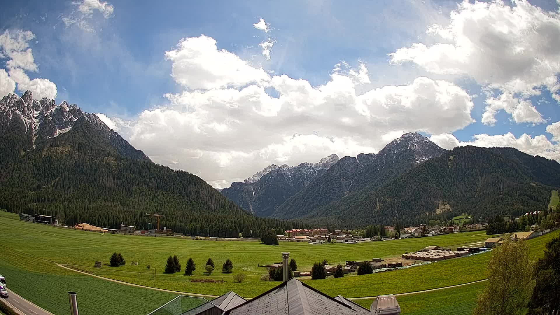 Webcam Toblach Dolomites – View from Hotel Rosengarten
