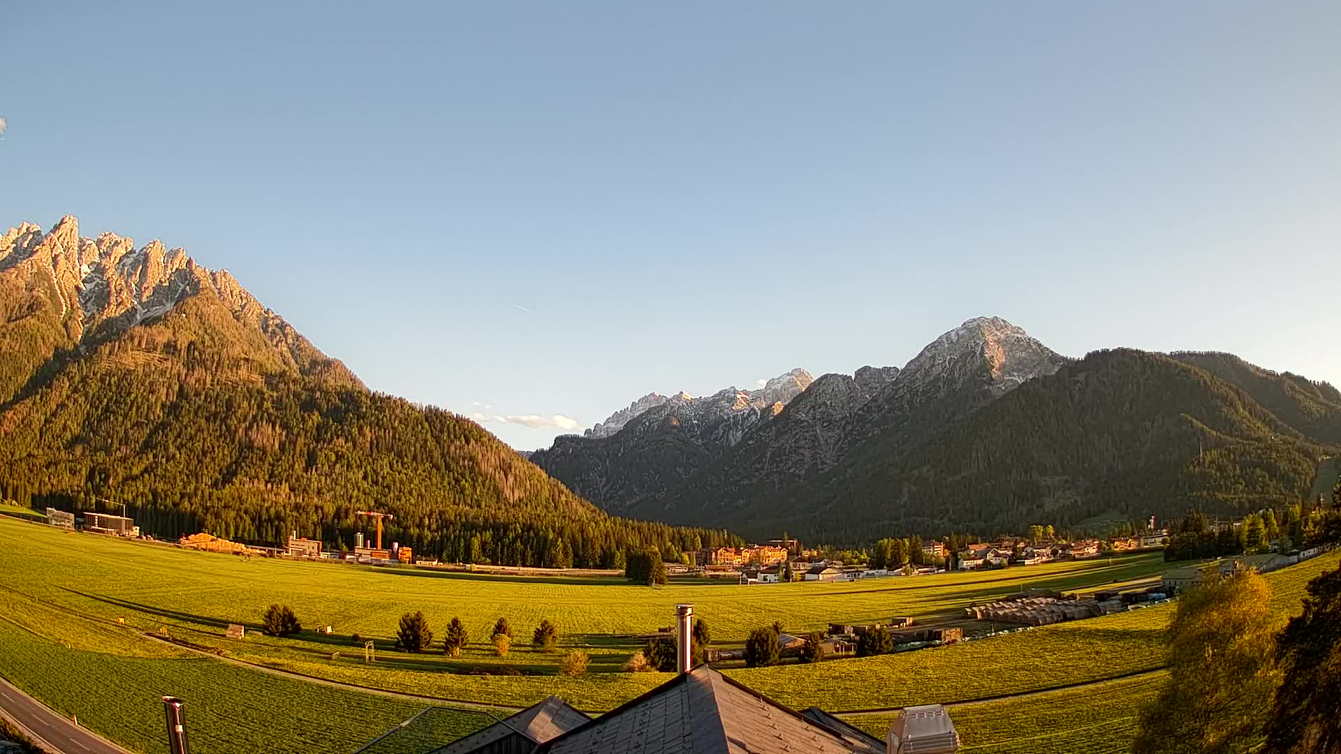 Webcam Toblach Dolomites – View from Hotel Rosengarten