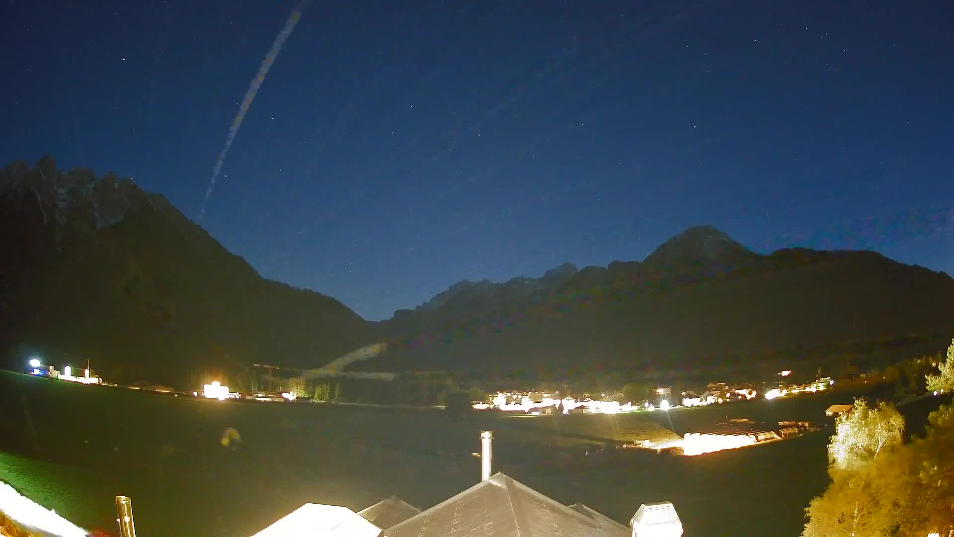 Spletna kamera Toblach Dolomiti – Pogled iz hotela Rosengarten