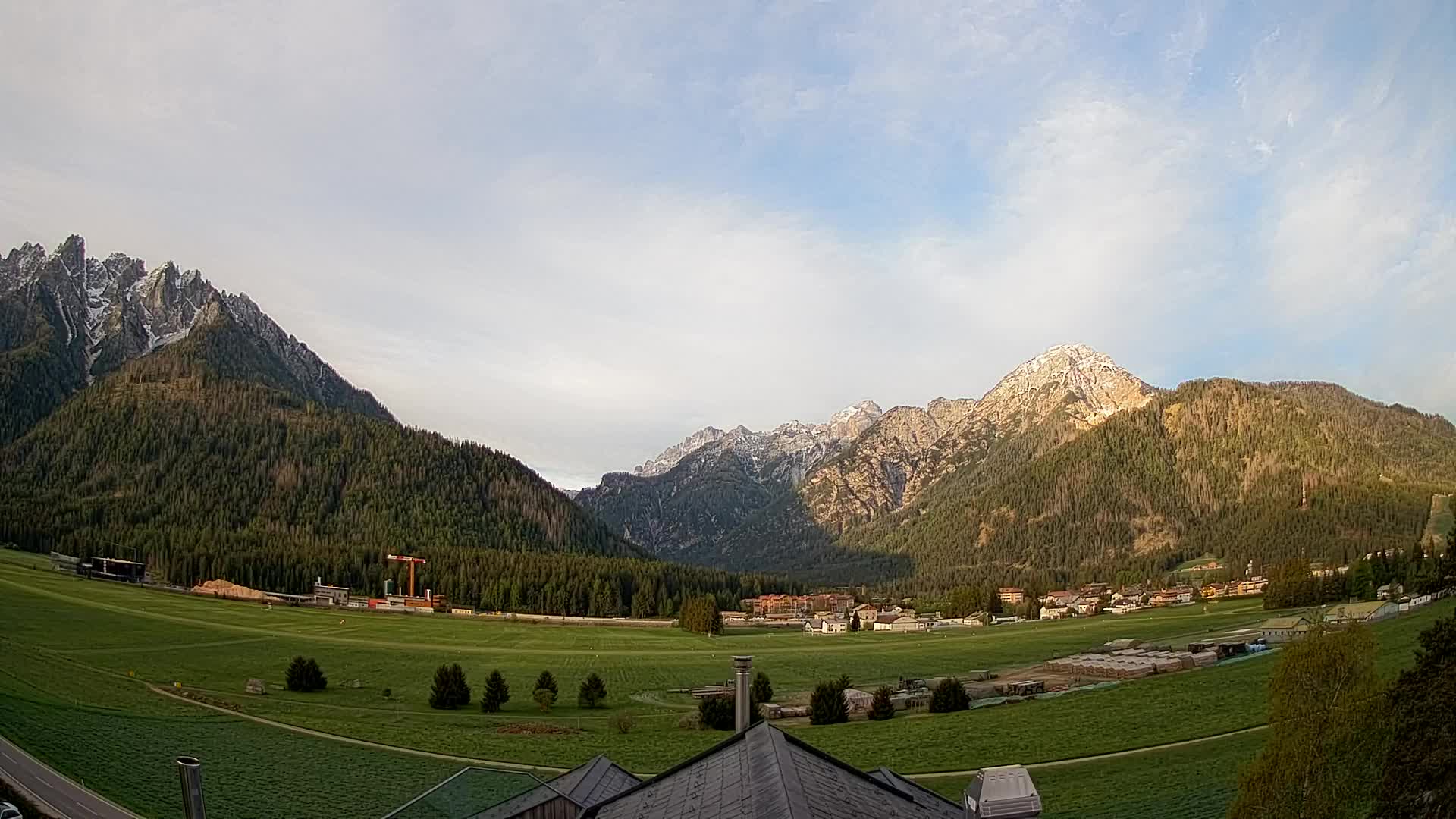 Webcam Toblach Dolomites – View from Hotel Rosengarten