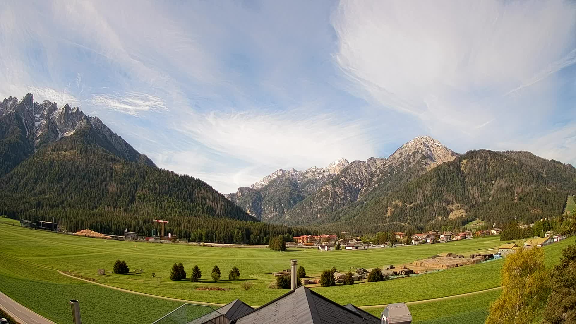 Webcam Toblach Dolomites – View from Hotel Rosengarten