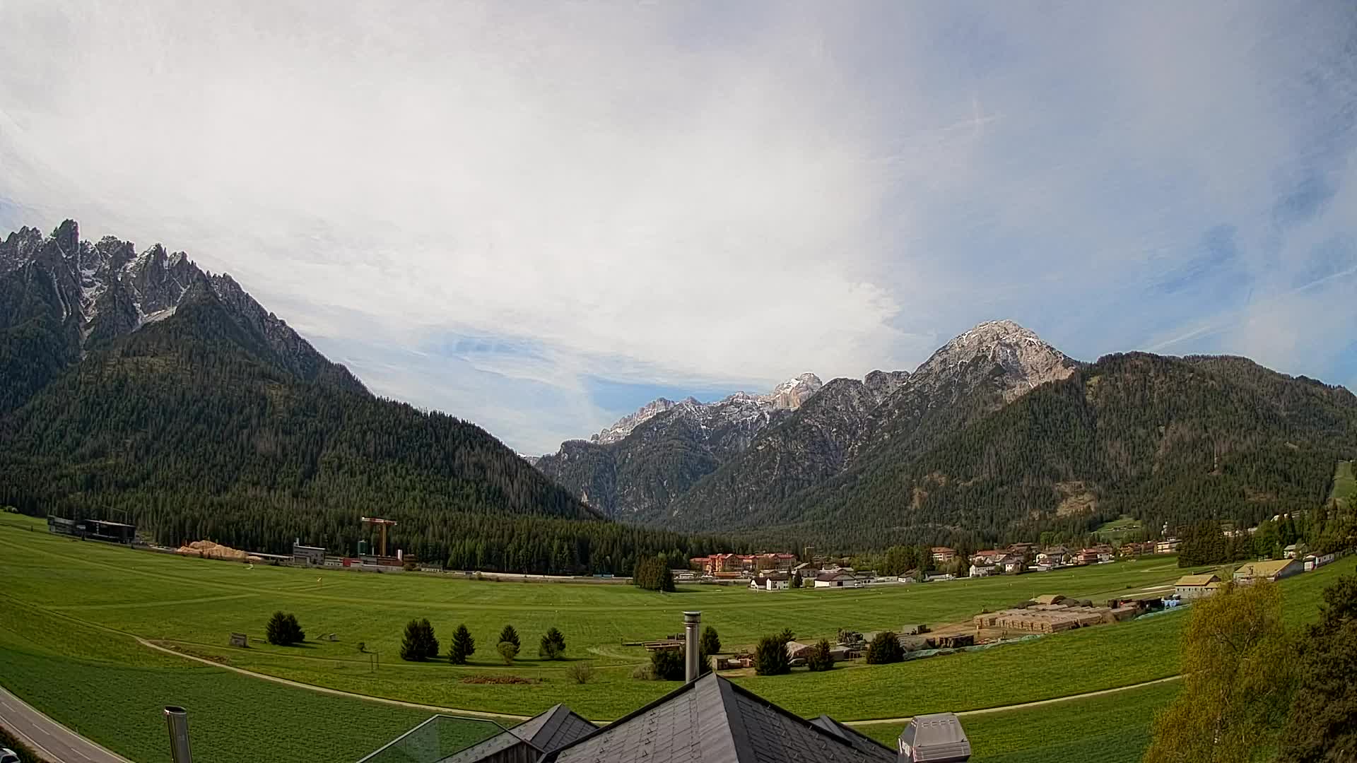 Webcam Toblach Dolomites – View from Hotel Rosengarten