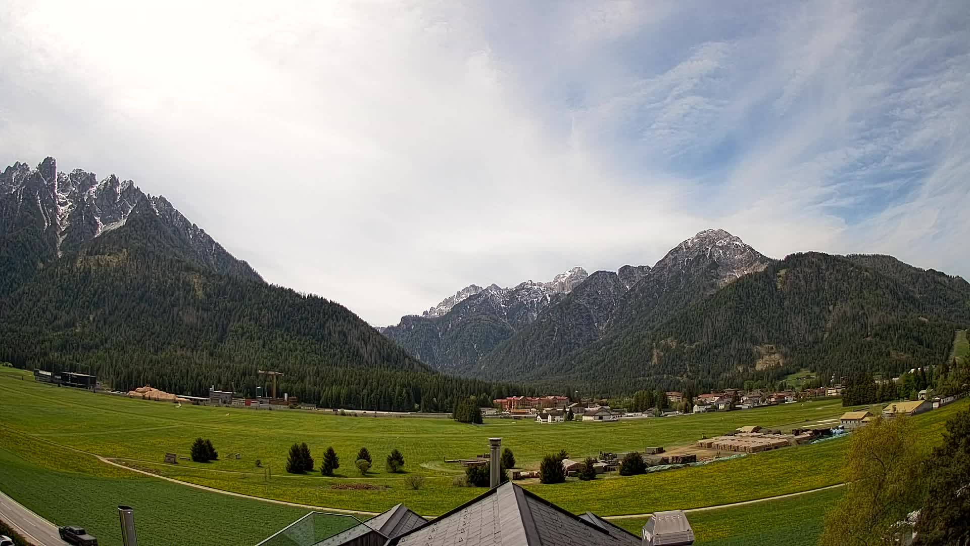 Webcam Toblach Dolomites – View from Hotel Rosengarten