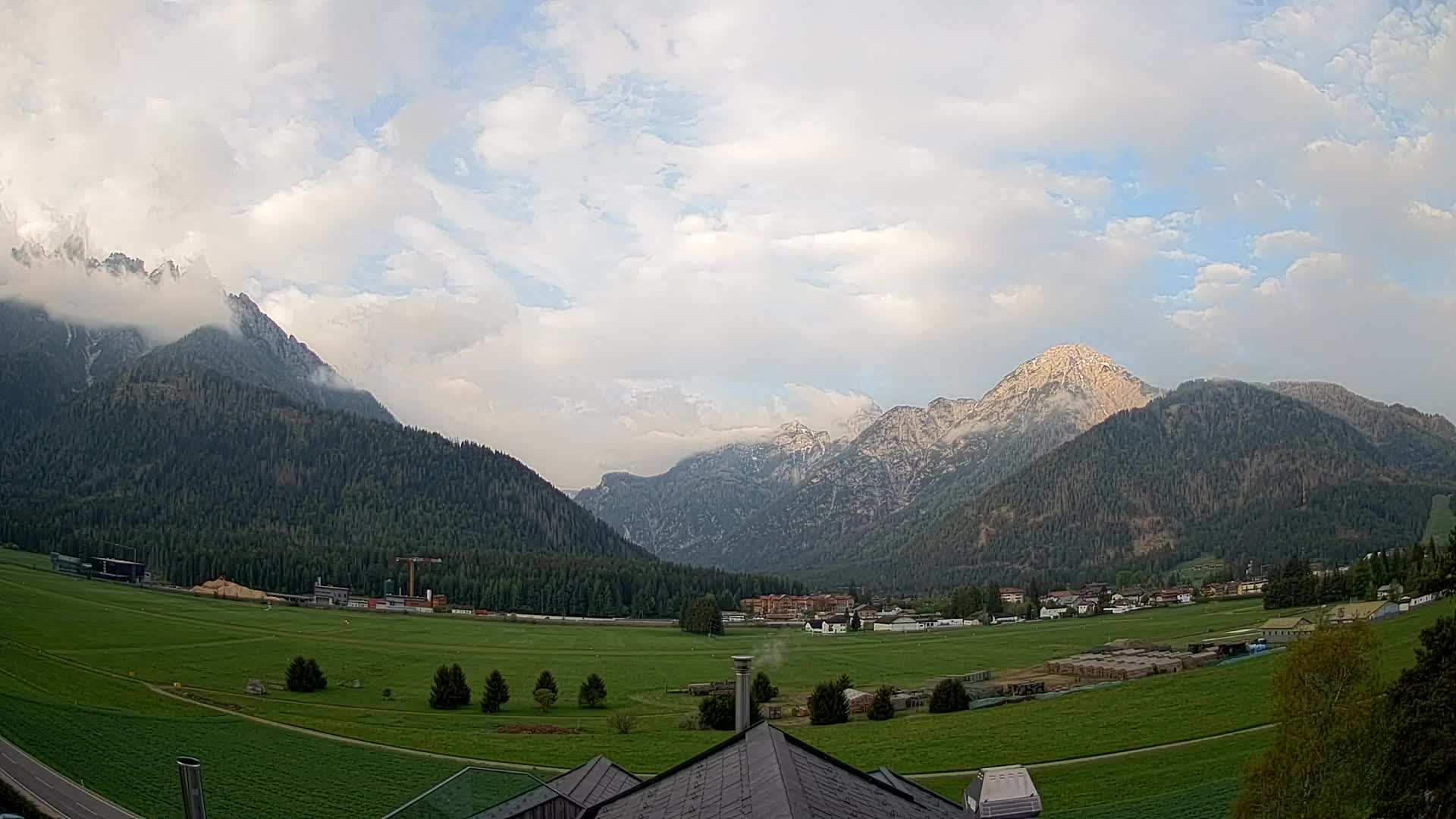 Webcam Toblach Dolomiten – Blick vom Hotel Rosengarten