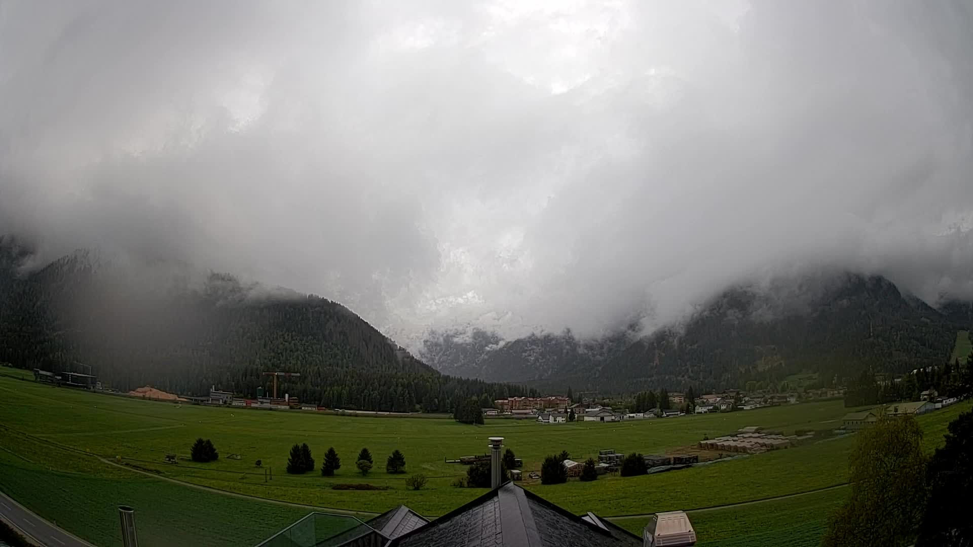 Webcam Toblach Dolomites – View from Hotel Rosengarten