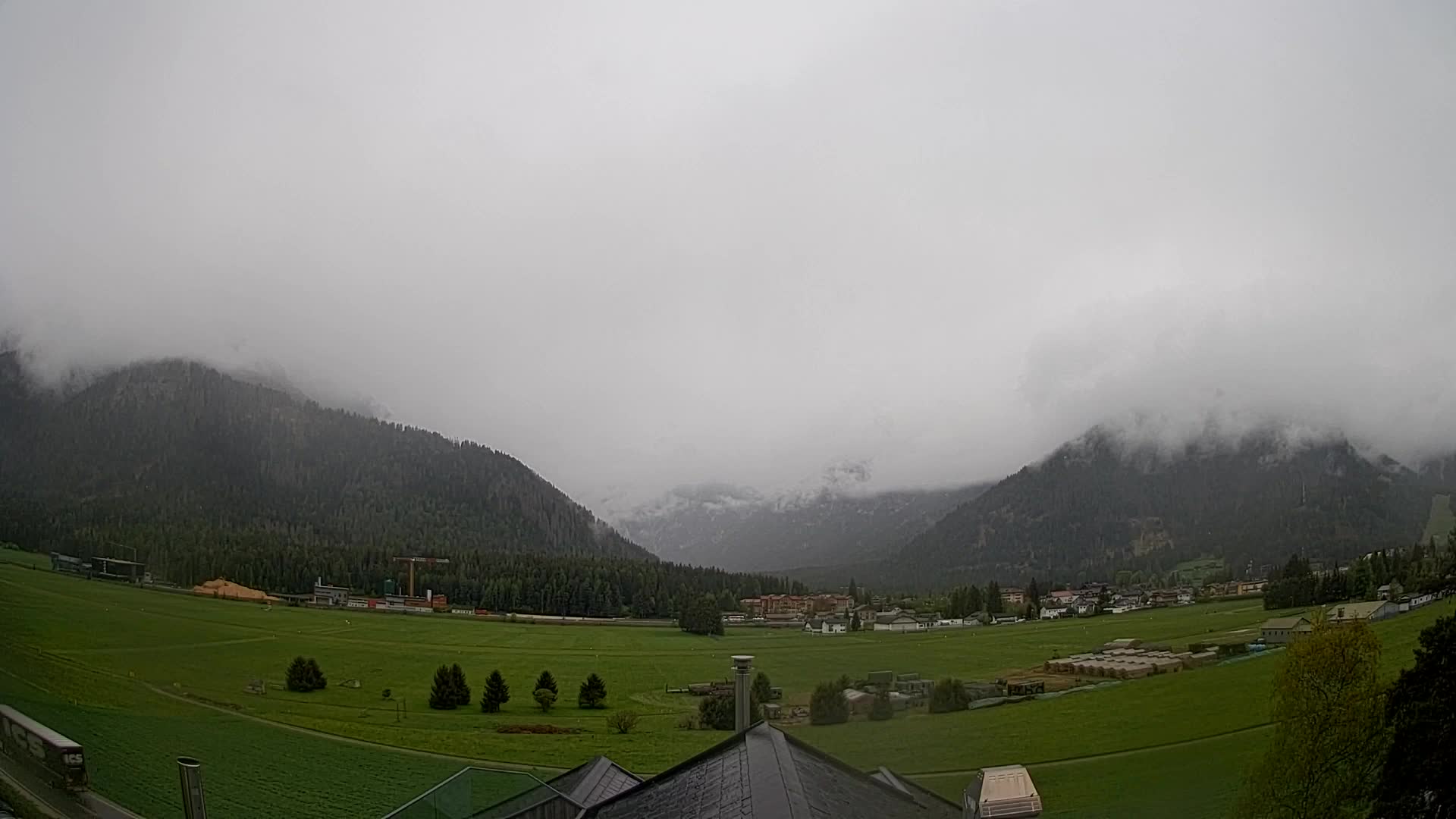Spletna kamera Toblach Dolomiti – Pogled iz hotela Rosengarten