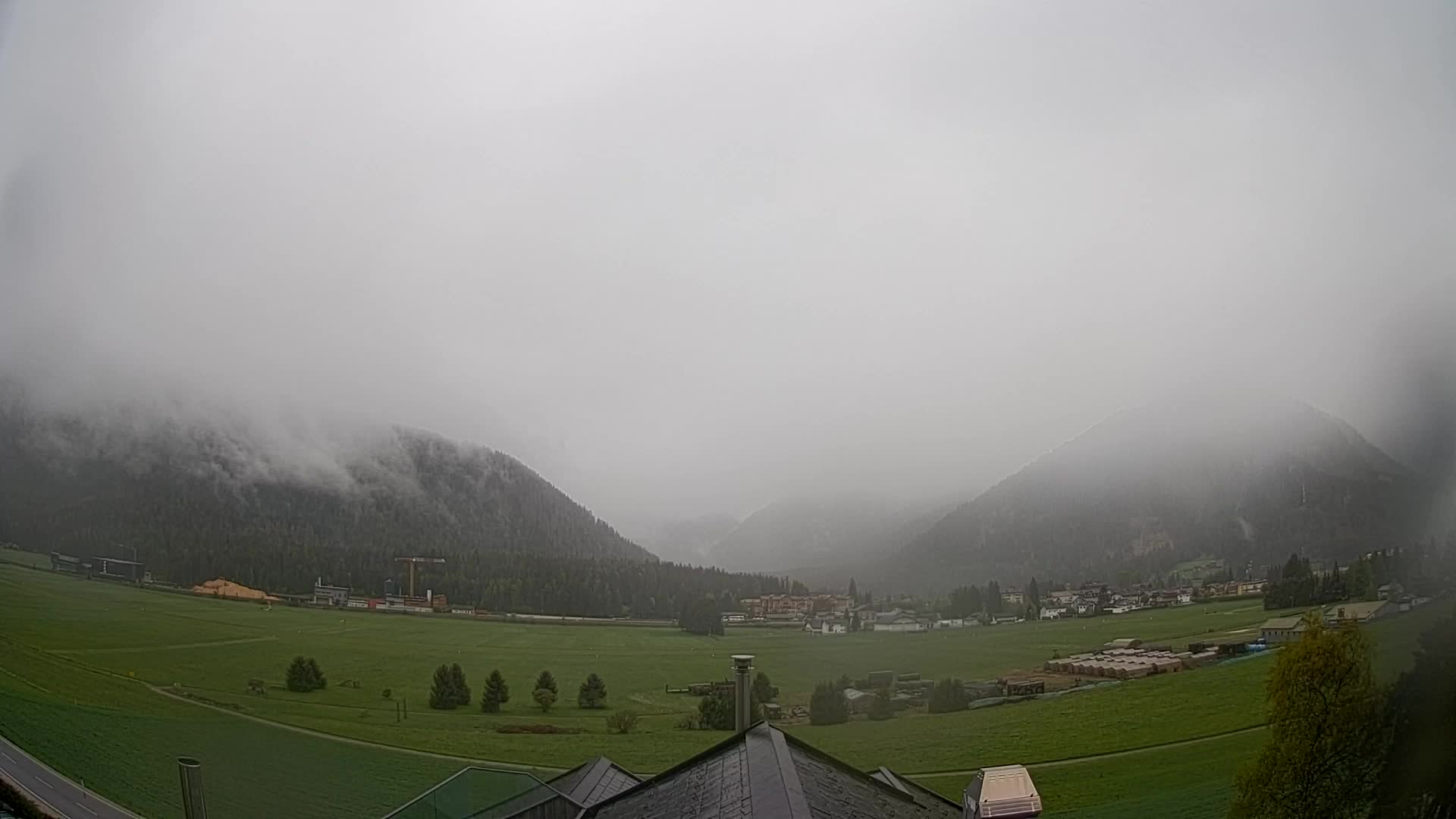 Webcam Toblach Dolomites – View from Hotel Rosengarten