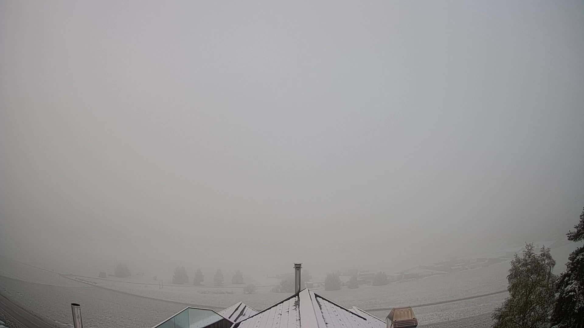 Spletna kamera Toblach Dolomiti – Pogled iz hotela Rosengarten