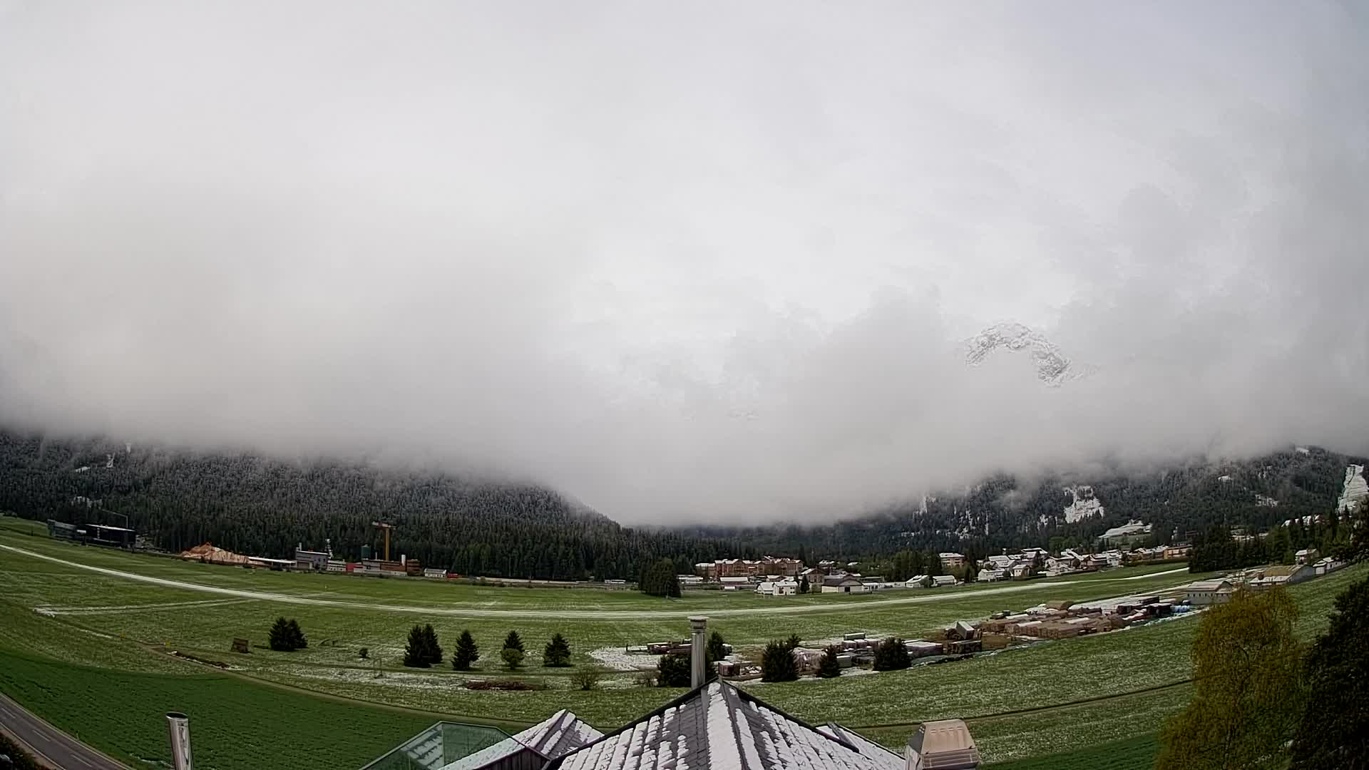 Webcam Toblach Dolomites – View from Hotel Rosengarten