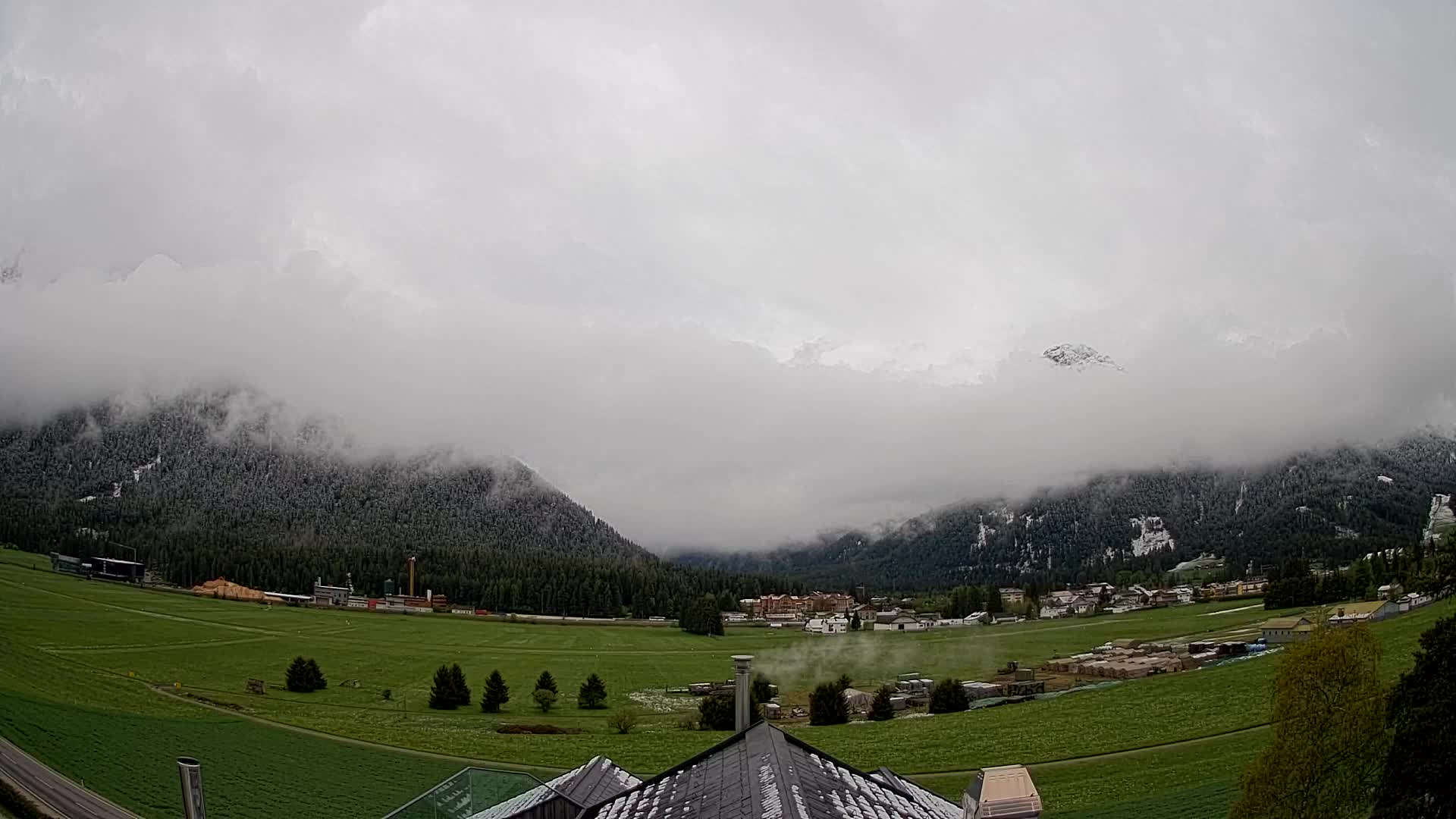 Webcam Toblach Dolomites – View from Hotel Rosengarten