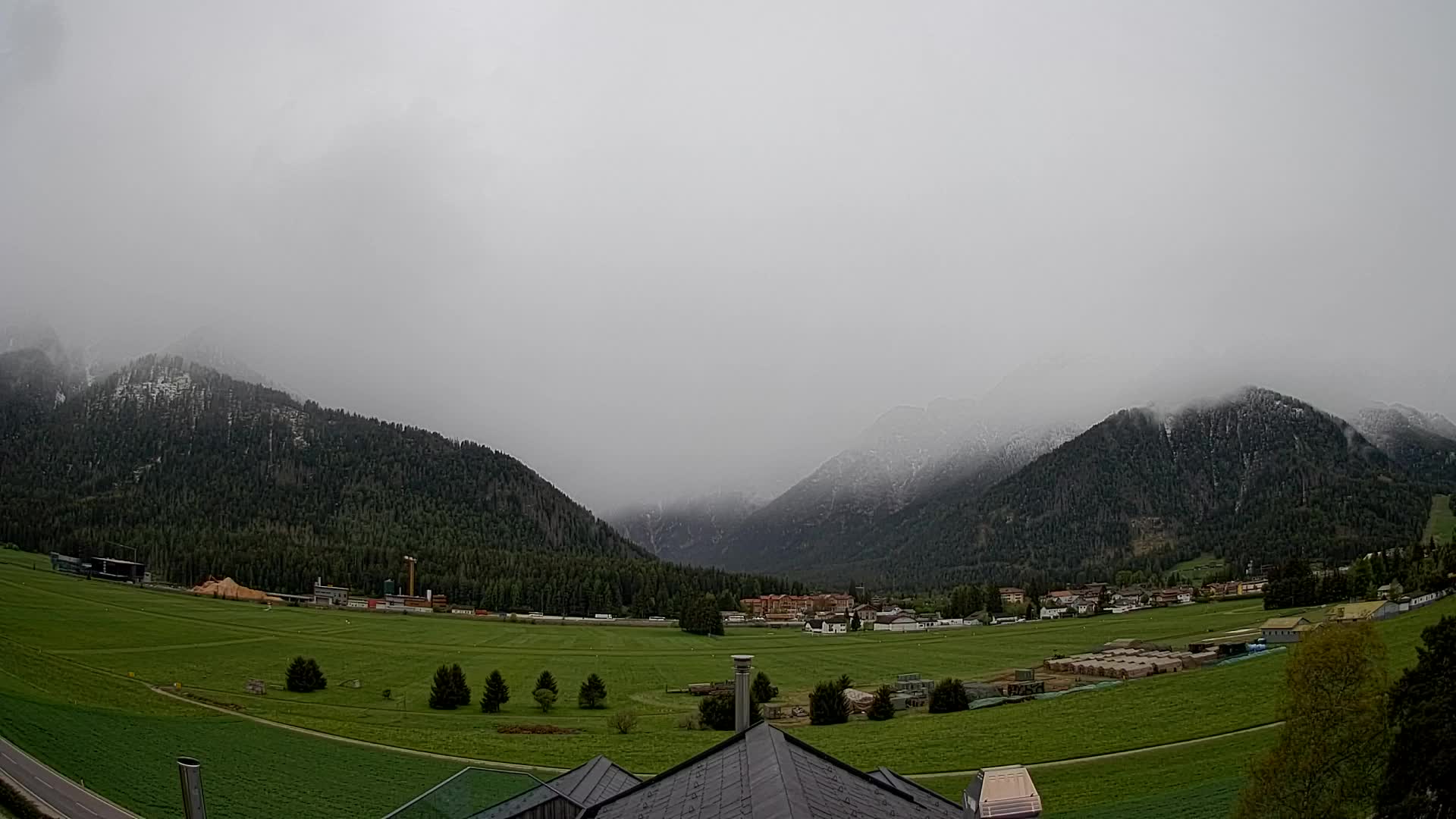 Webcam Toblach Dolomites – View from Hotel Rosengarten