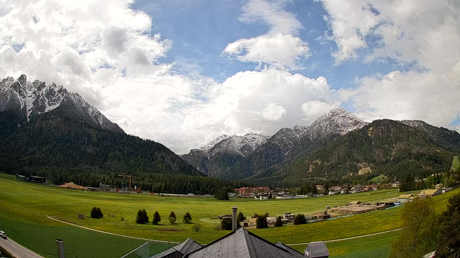 Webcam Toblach Dolomites – View from Hotel Rosengarten