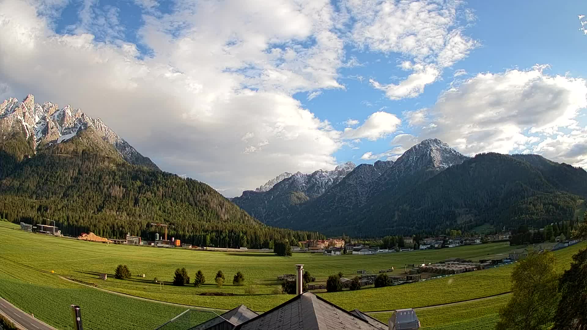 Webcam Dobbiaco Dolomiti – Vista dall’Hotel Rosengarten