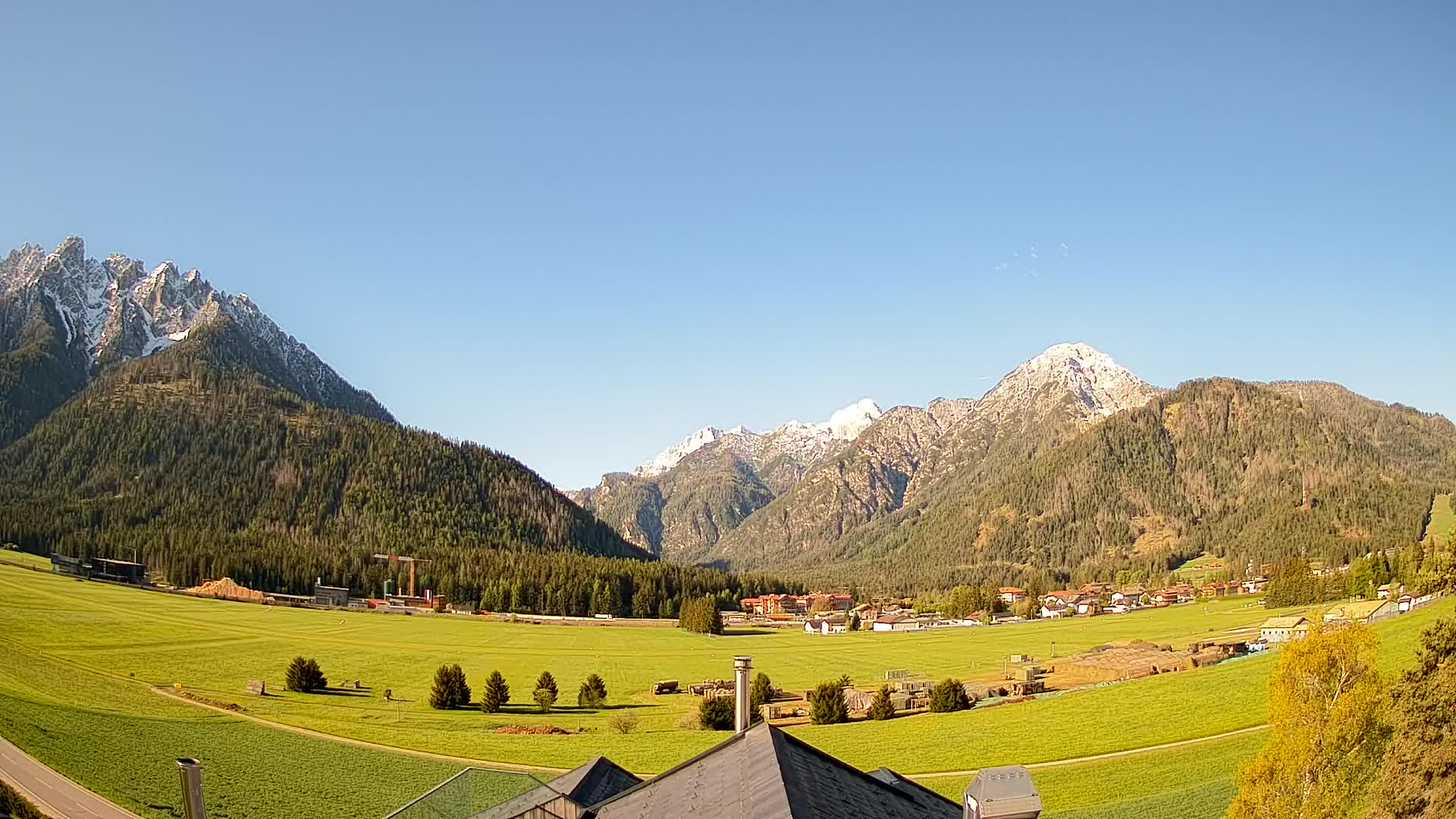 Webcam Toblach Dolomites – View from Hotel Rosengarten