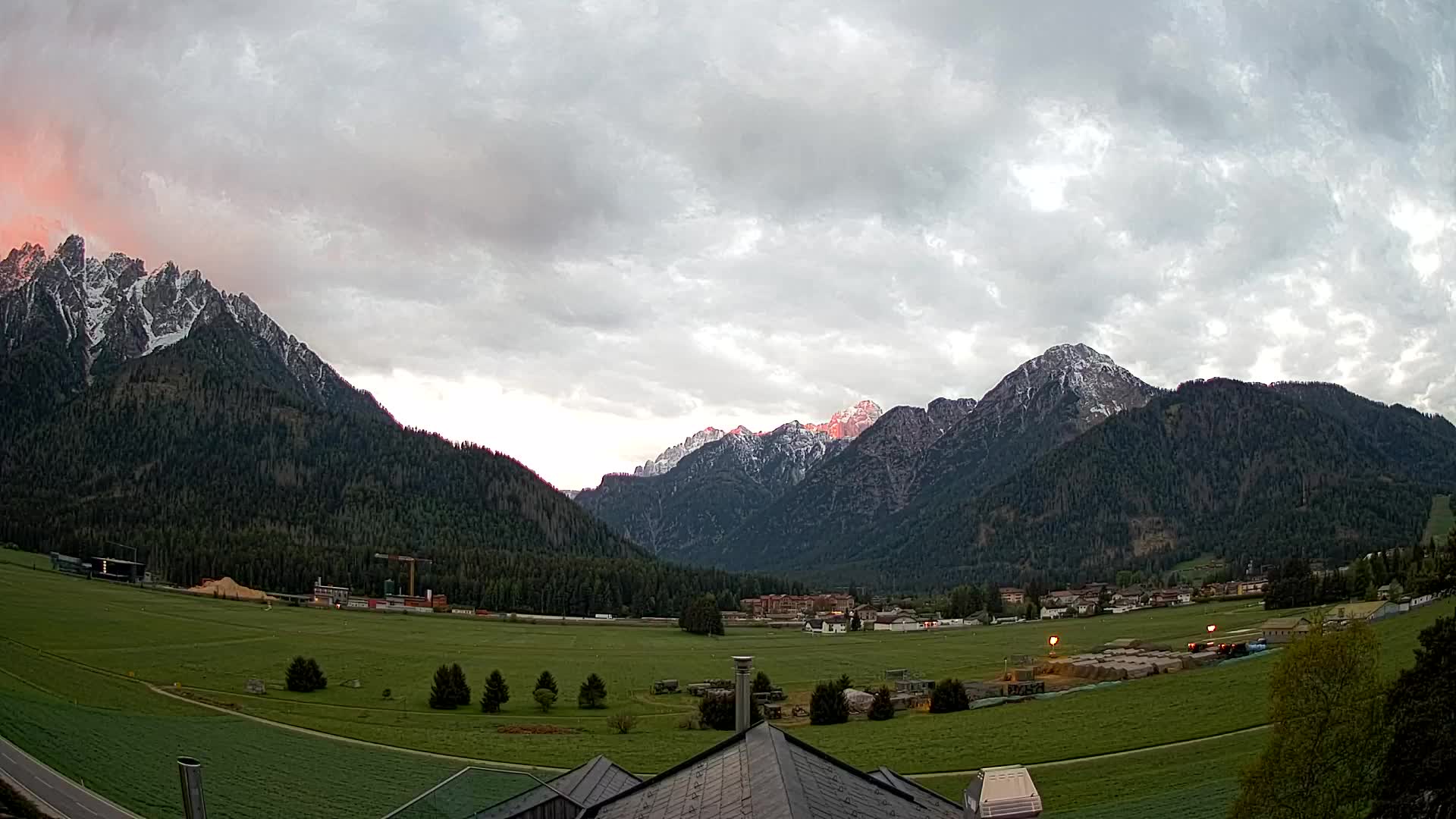 Webcam Dobbiaco Dolomiti – Vista dall’Hotel Rosengarten