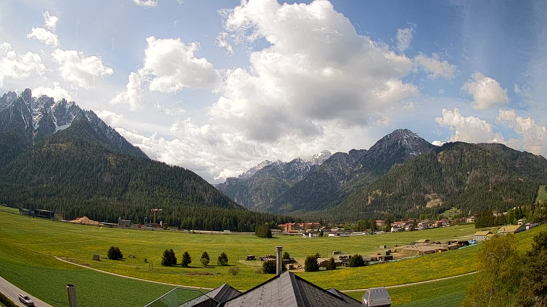 Webcam Toblach Dolomites – View from Hotel Rosengarten